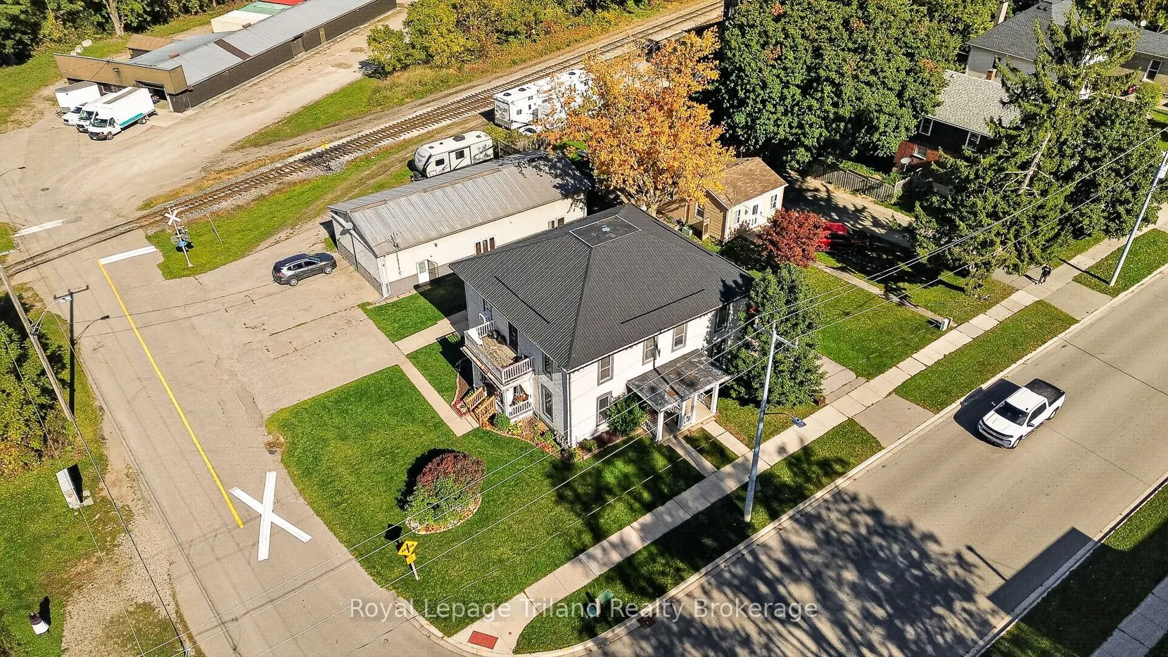 156-158 Charles Street W