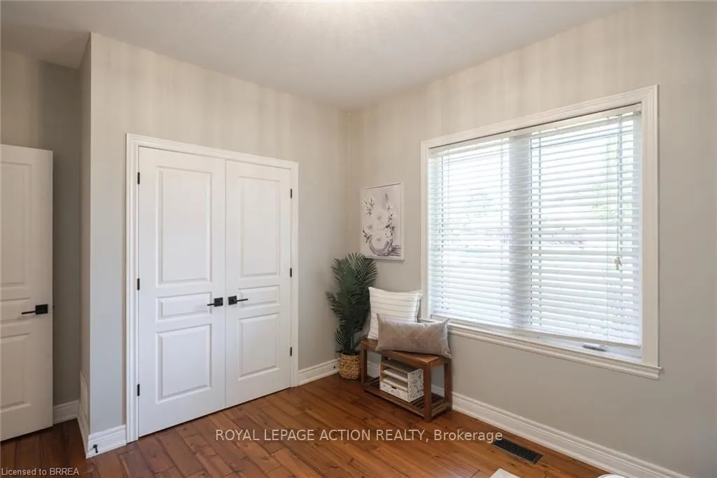 24 Wingrove Wood