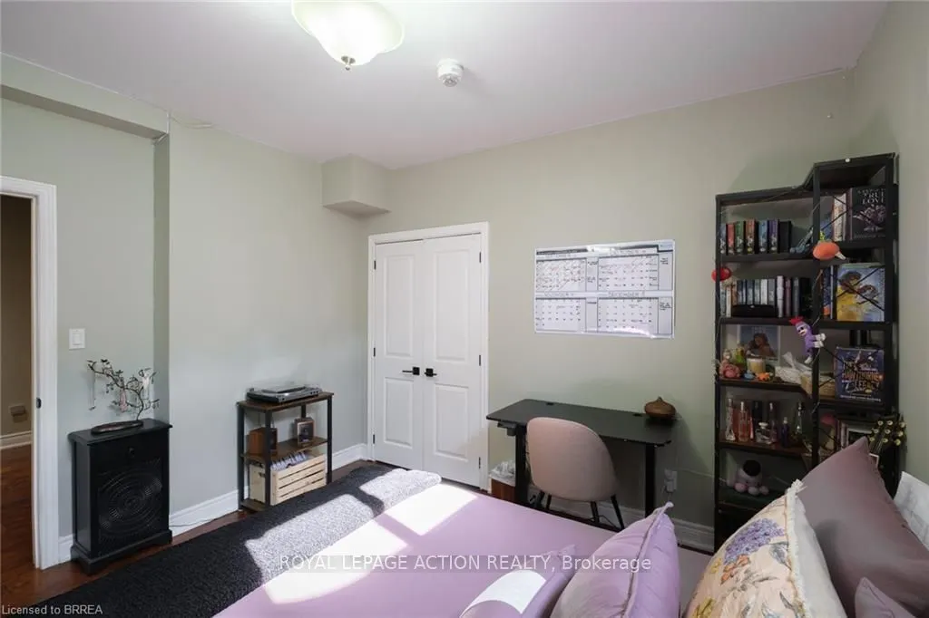 24 Wingrove Wood