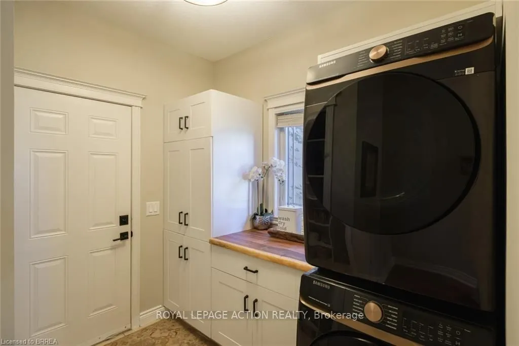 24 Wingrove Wood