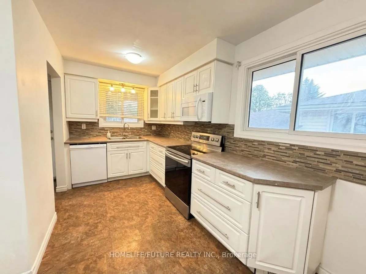 272 Kinzie Avenue