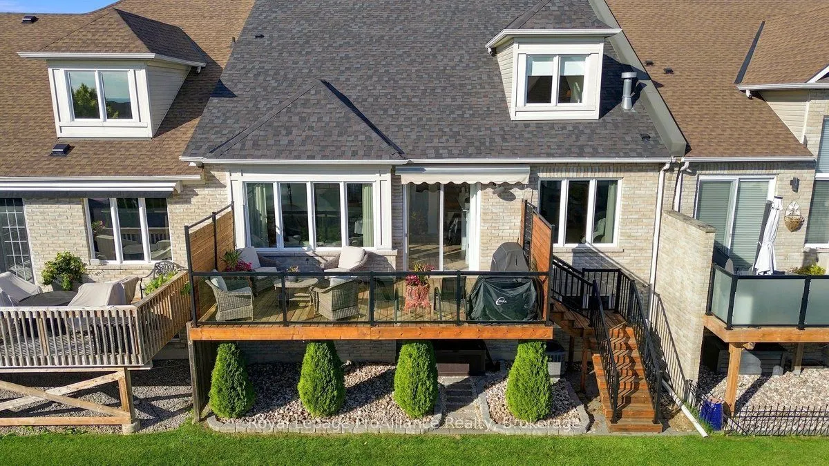 19 Shortreed Lane