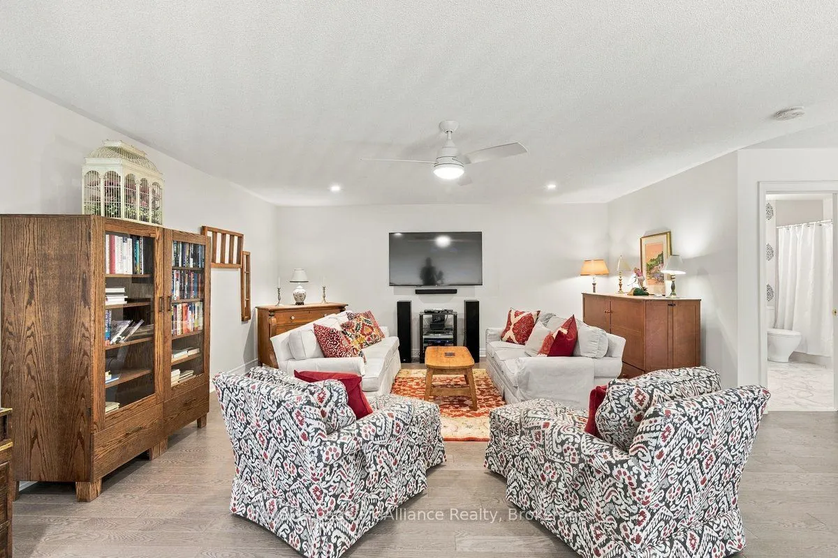 19 Shortreed Lane