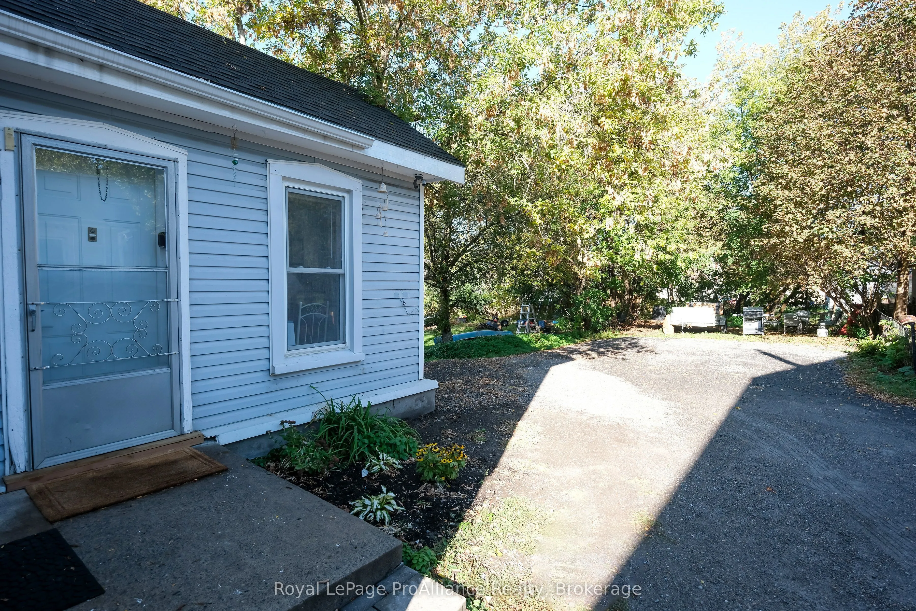 395 Bleecker Avenue