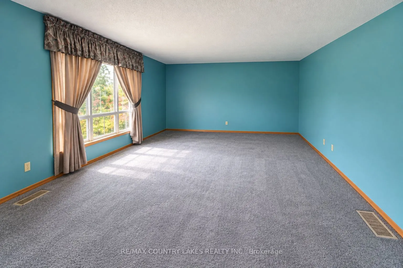 1598 County Rd 46