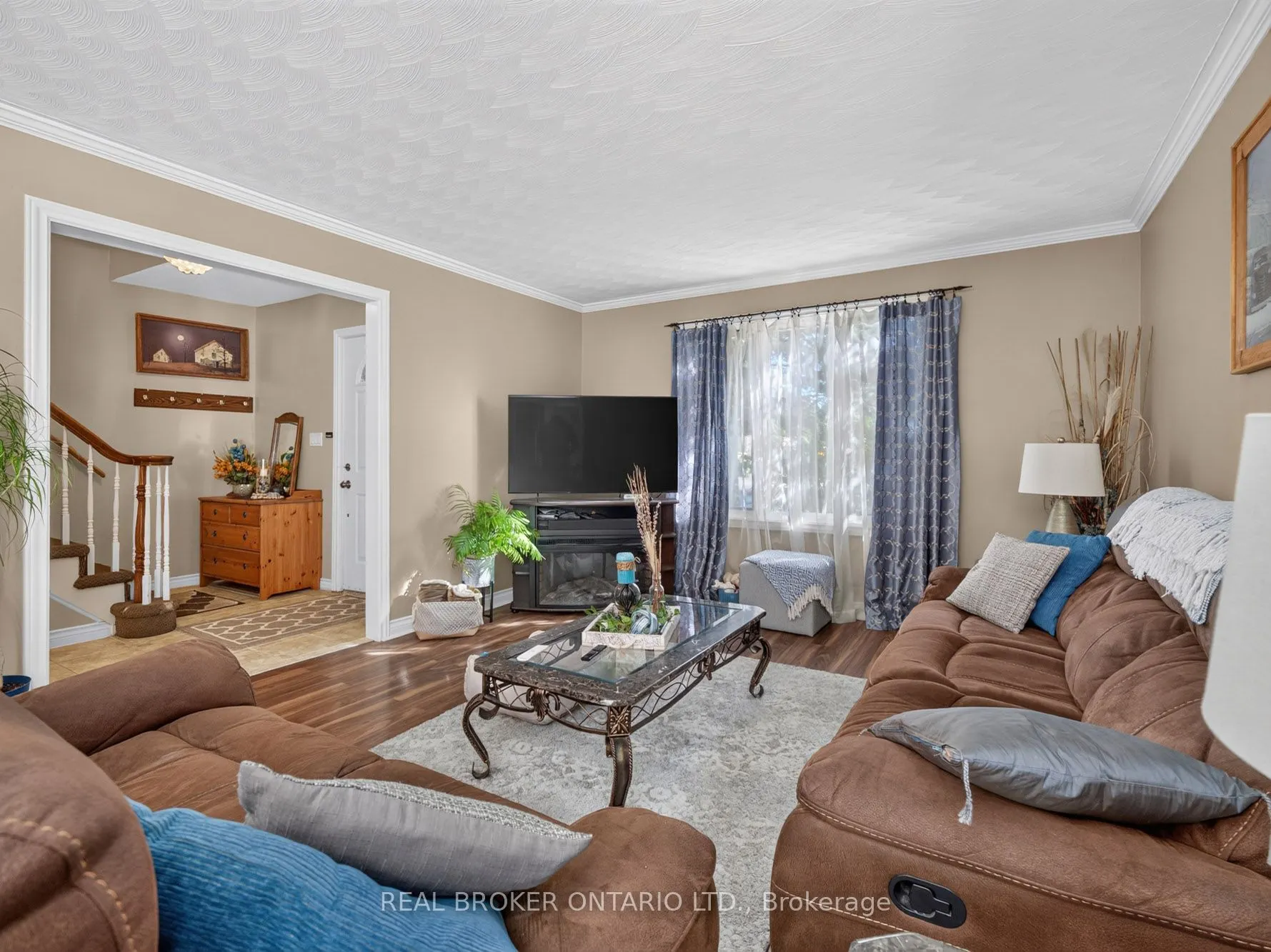 133 Leaside Drive