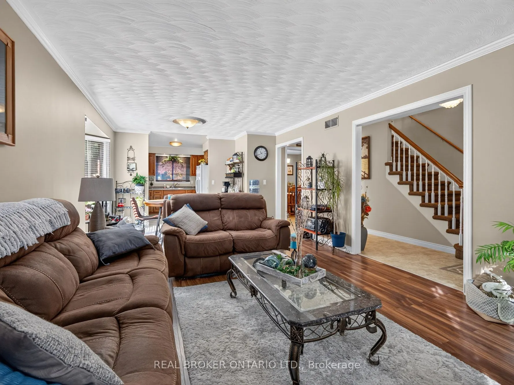 133 Leaside Drive