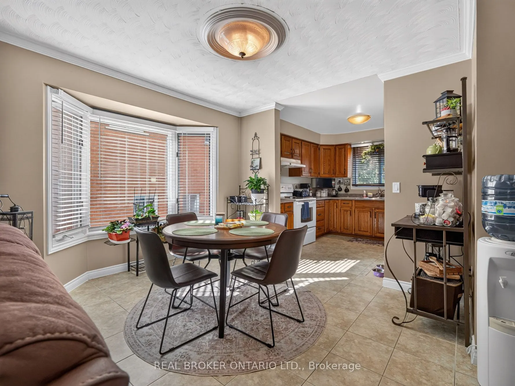 133 Leaside Drive