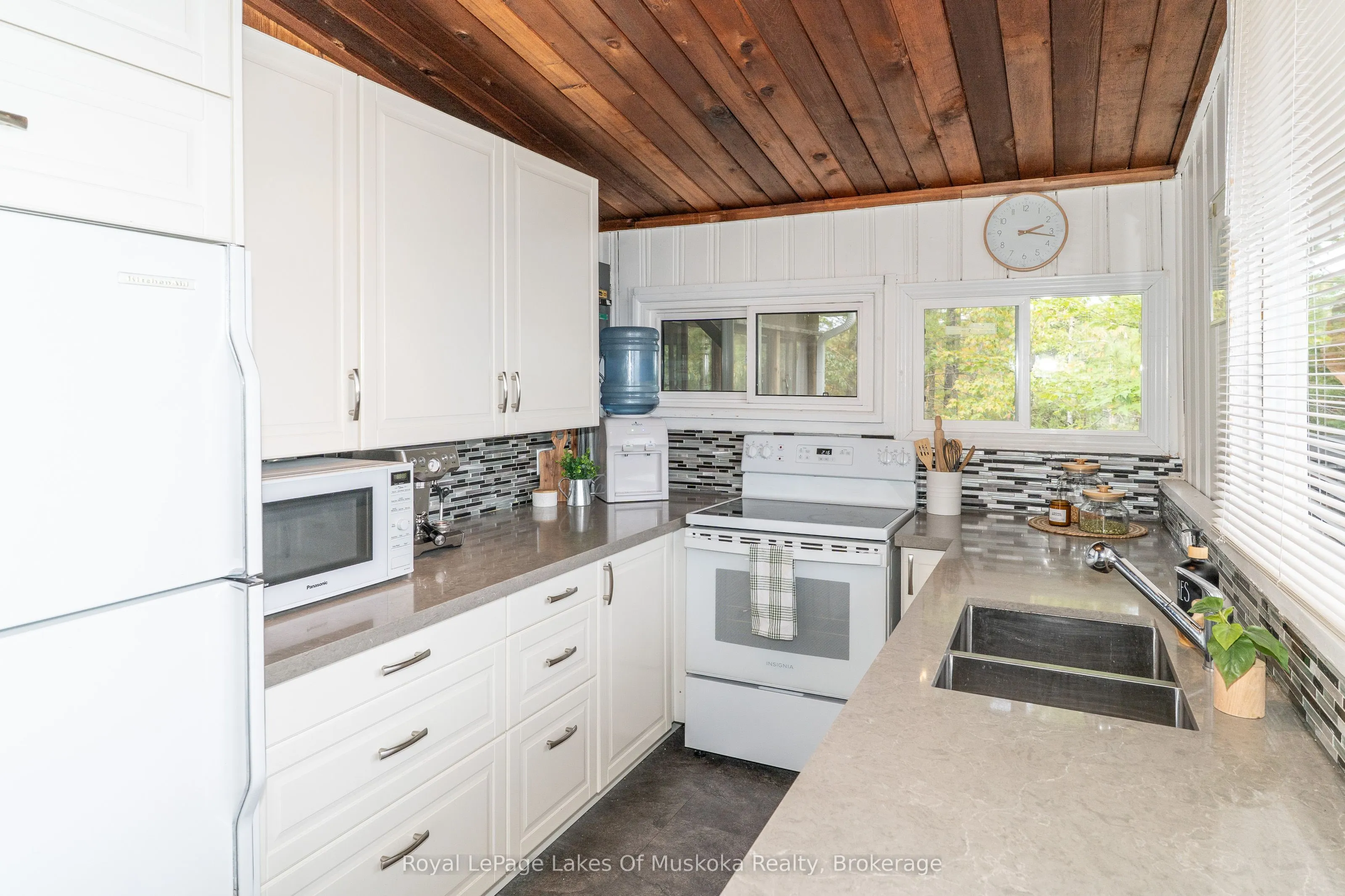 1439 Silver Lake Road