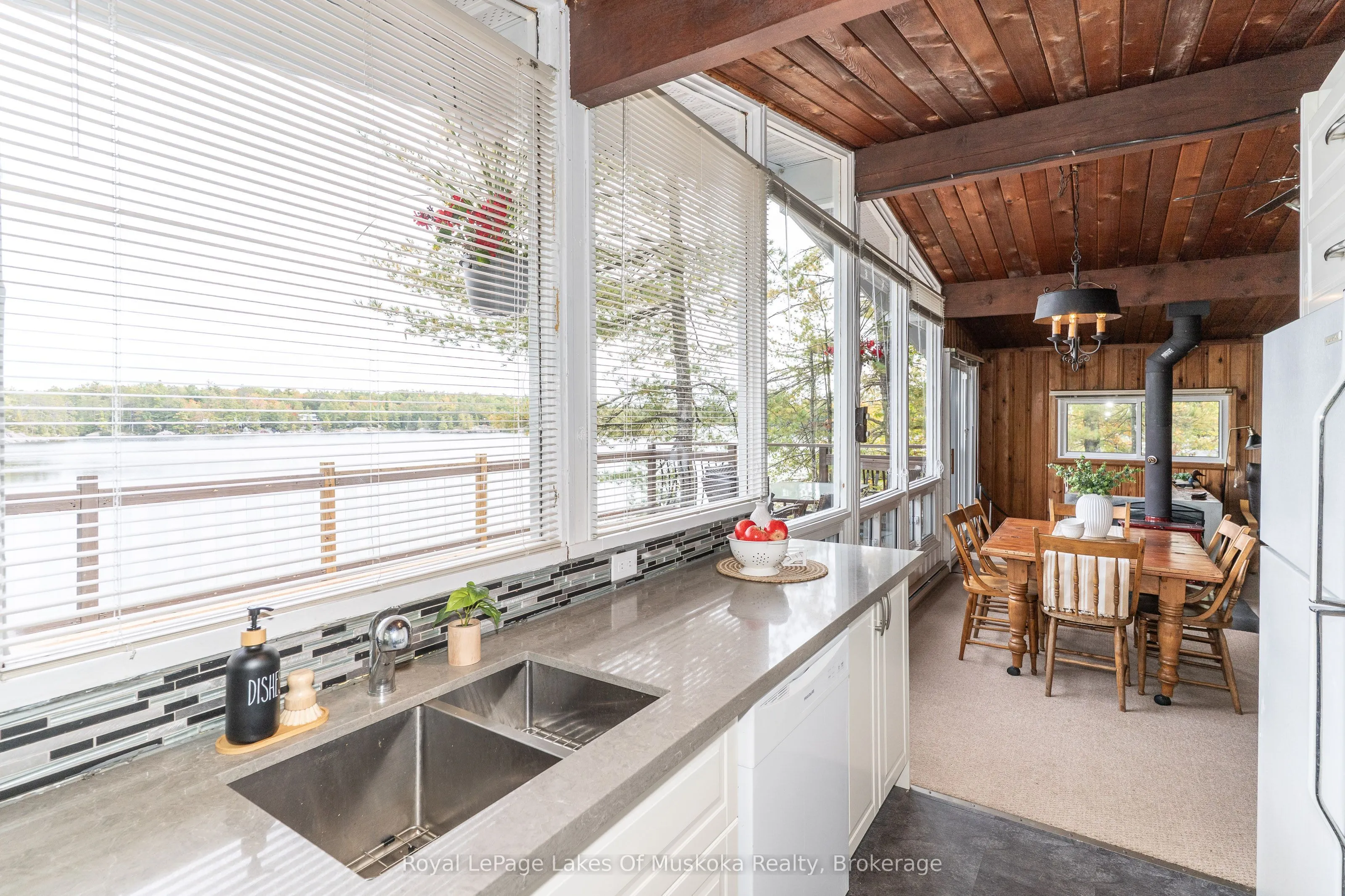 1439 Silver Lake Road