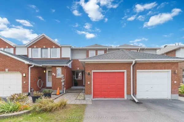 68 Woodbury Crescent