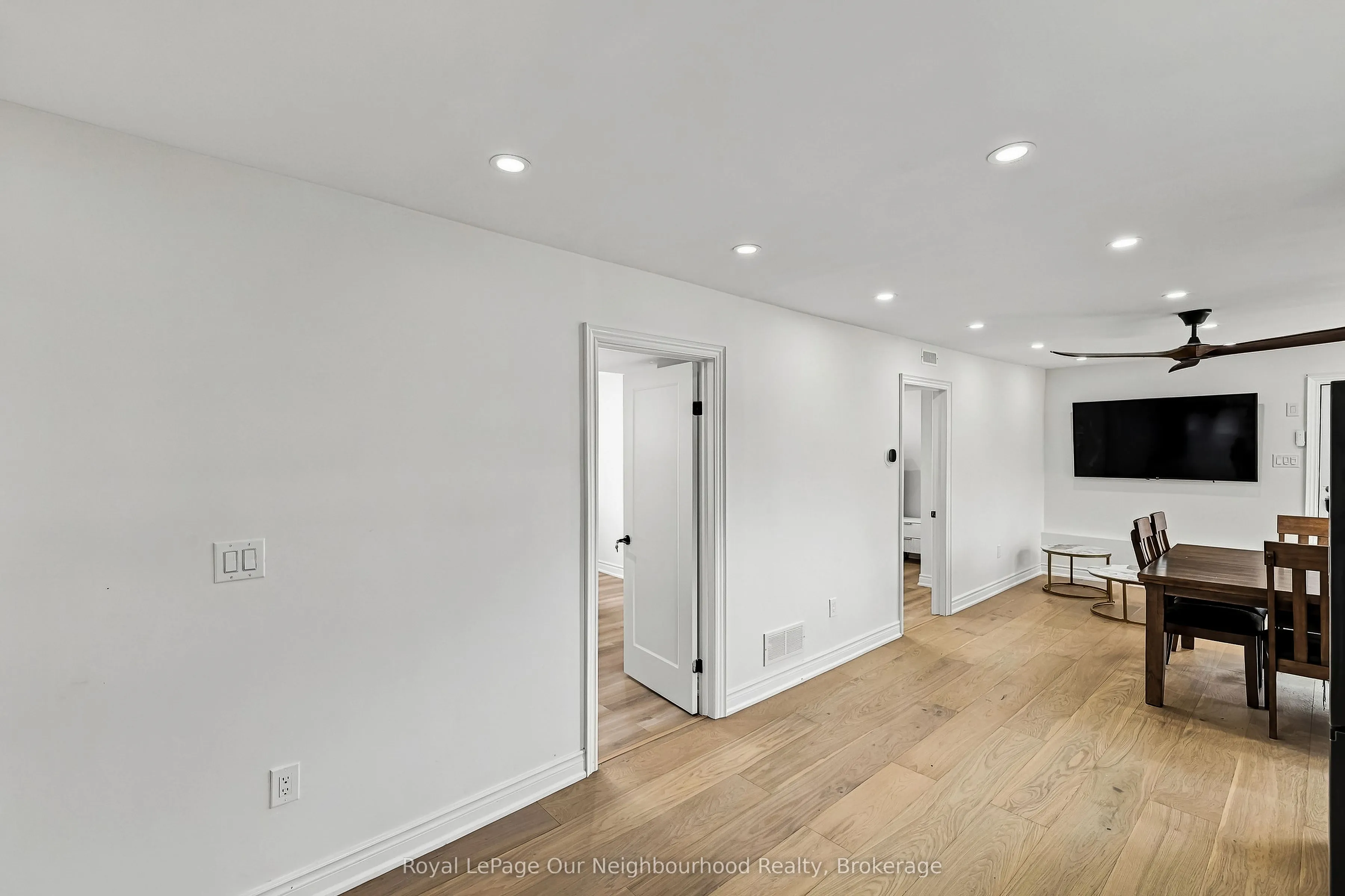 3543 Harwood Road #B