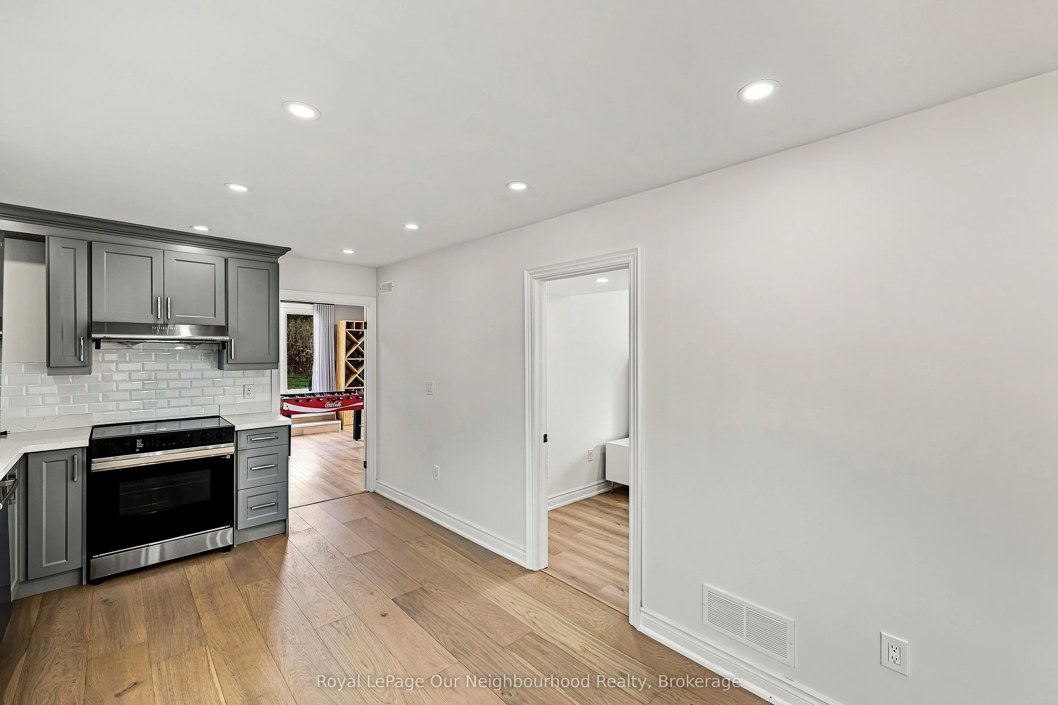 3543 Harwood Road #B
