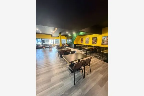 354 Main Street W