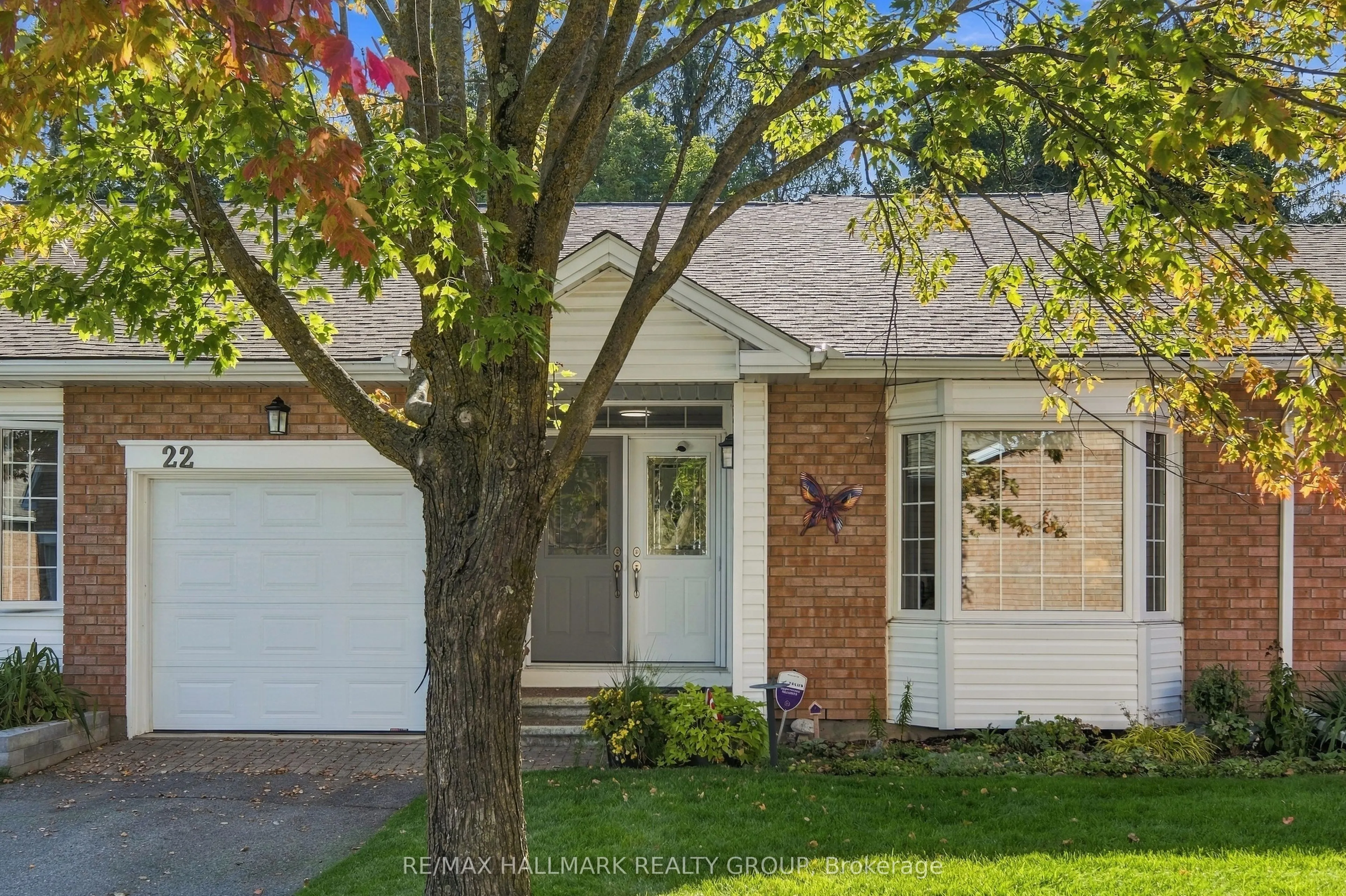 22 Grand Harbour Court #29