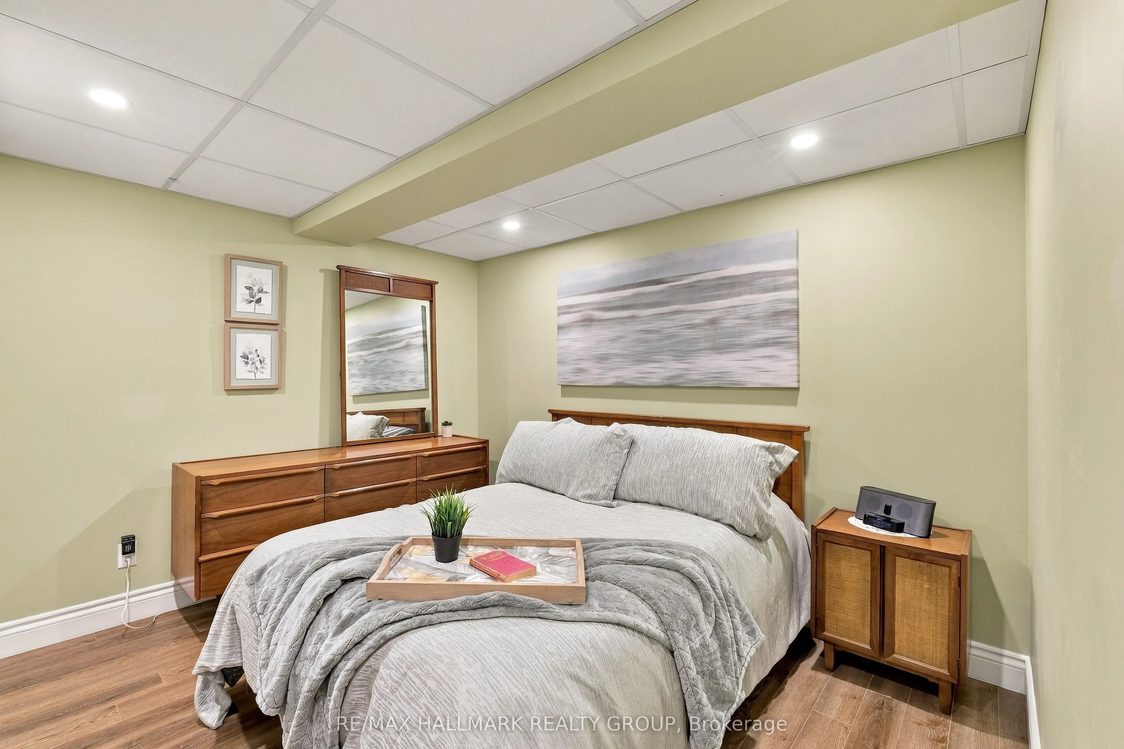 22 Grand Harbour Court #29