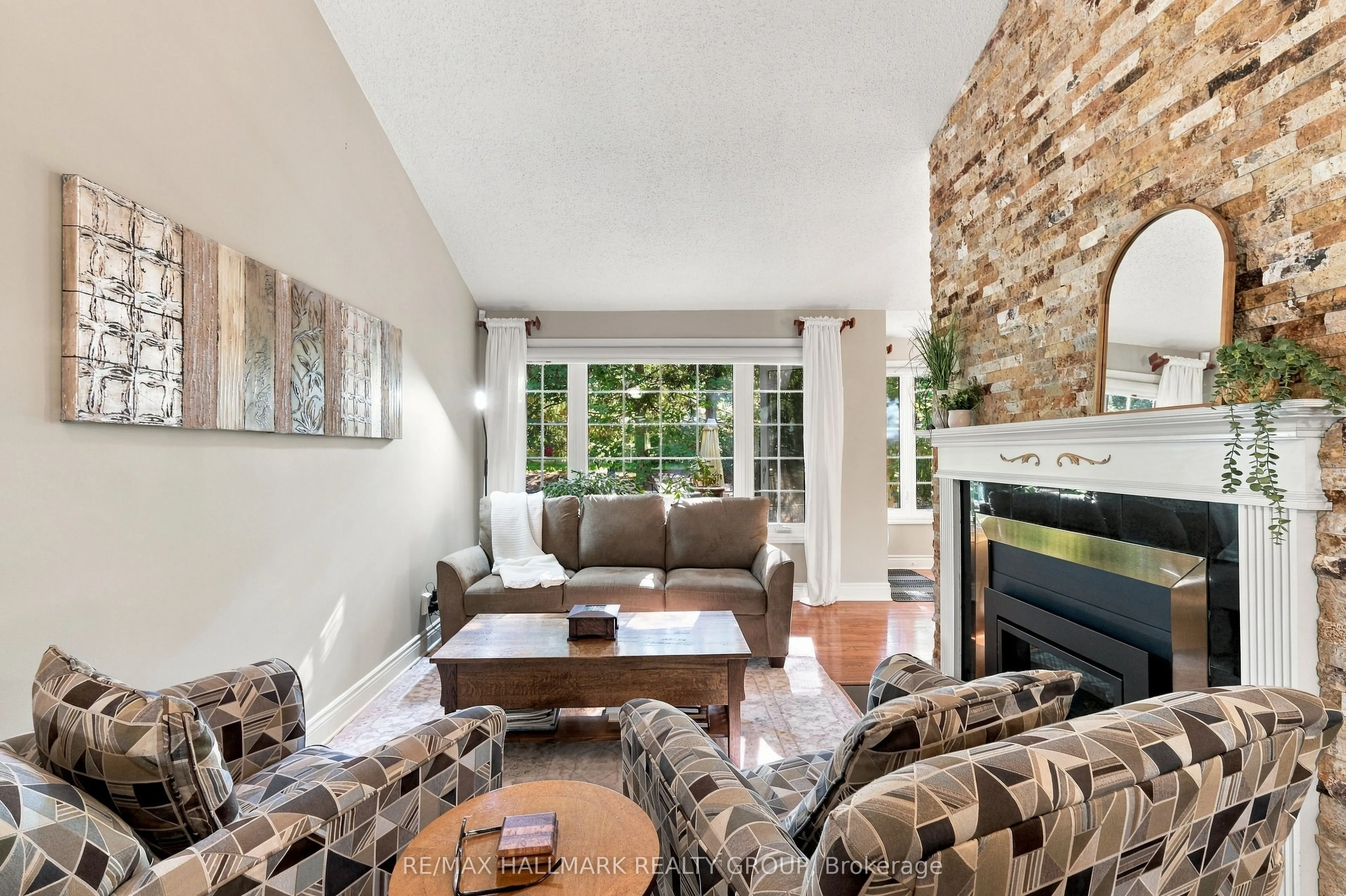 22 Grand Harbour Court #29