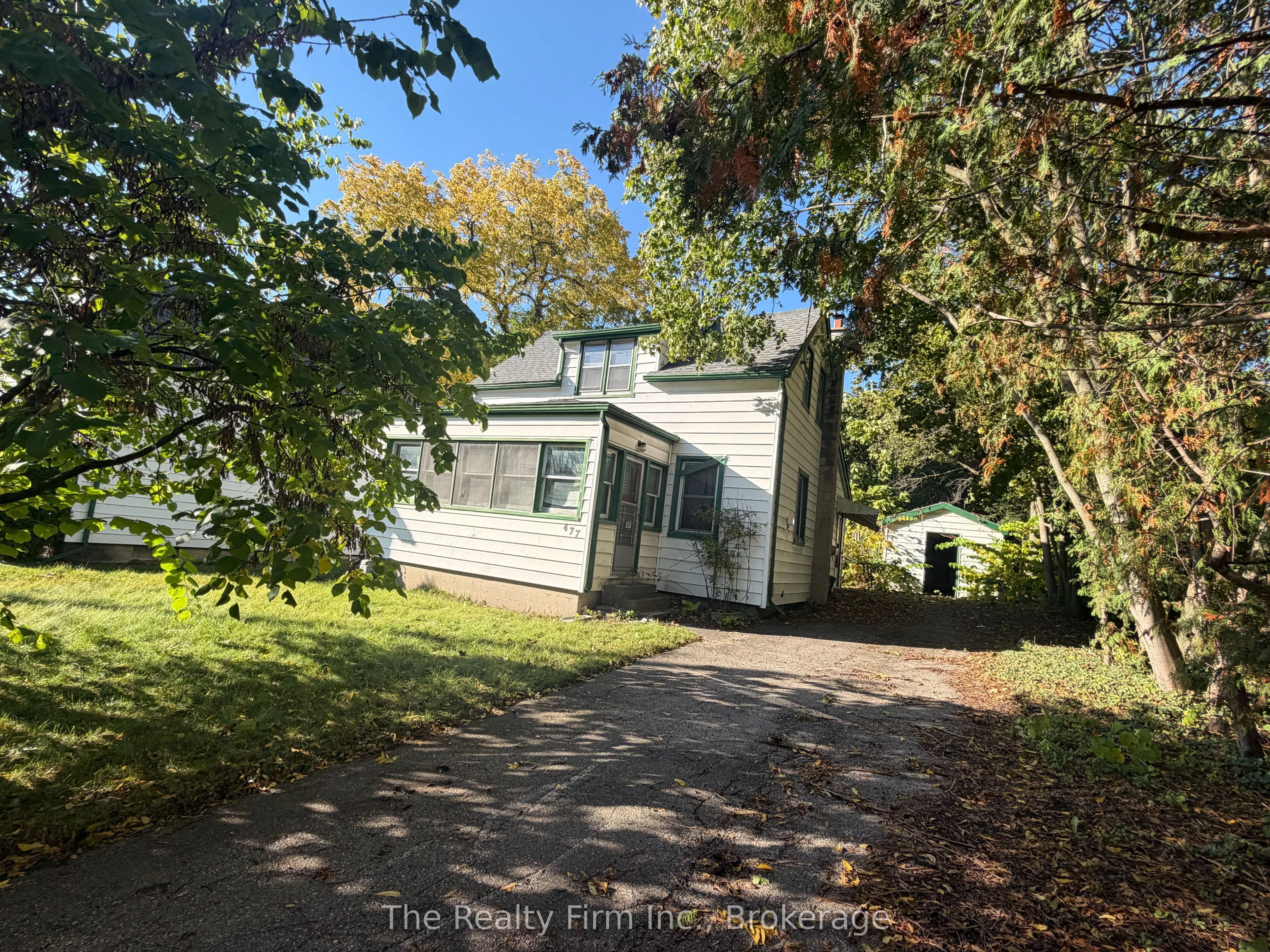 477 Henry Street