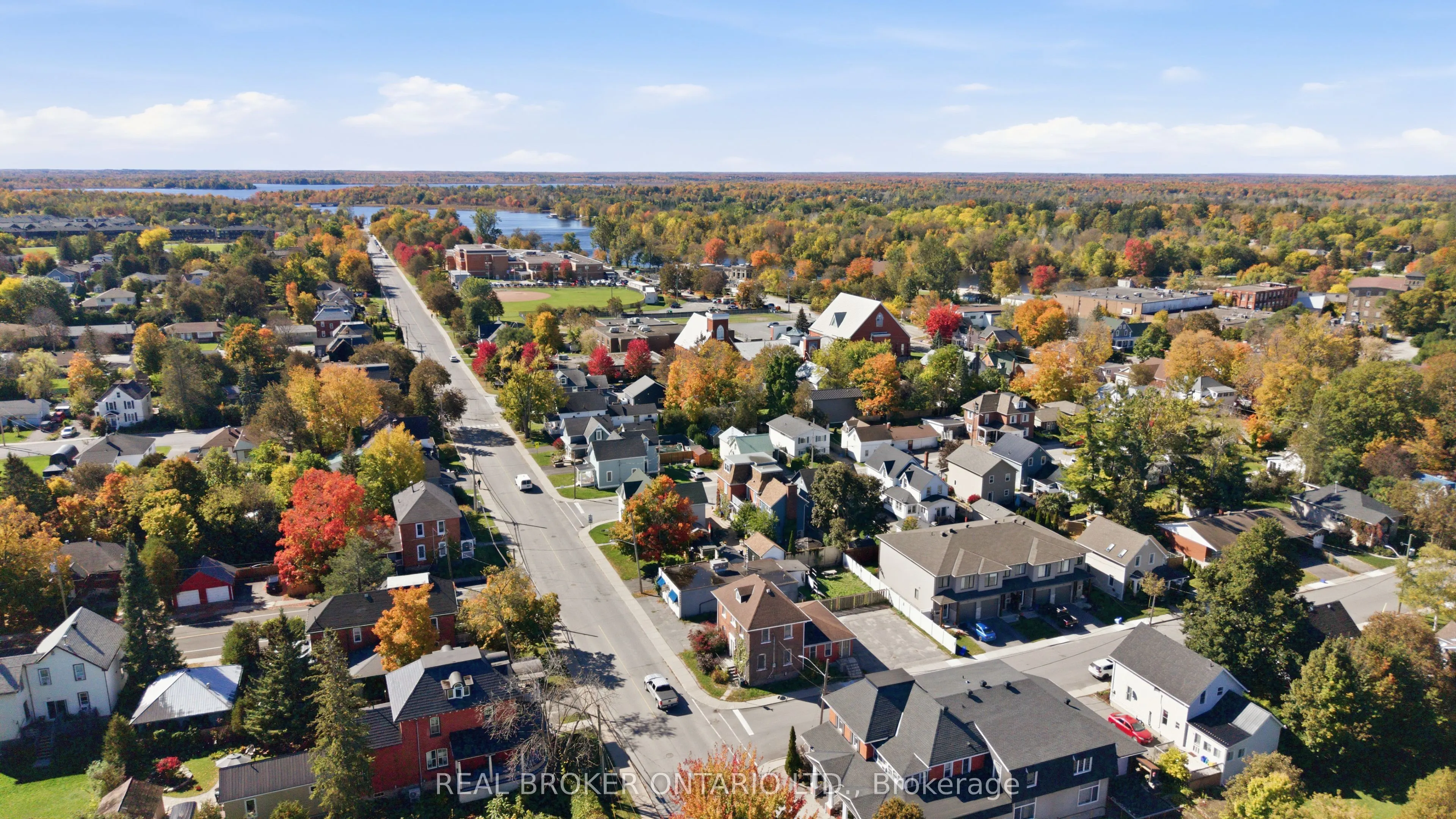 69 Lake Avenue W