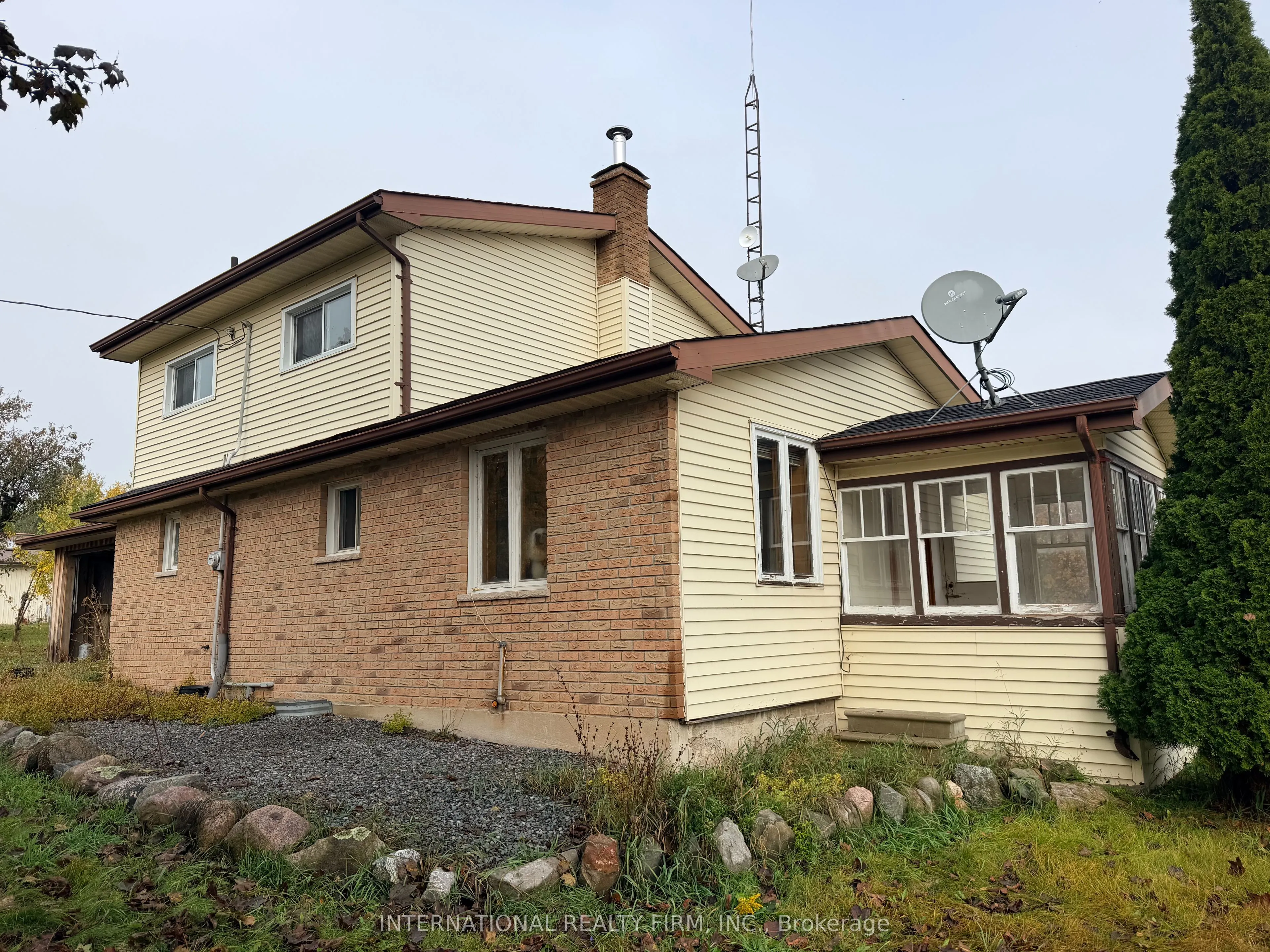 420 County Rd #35, R.R. #1 Road