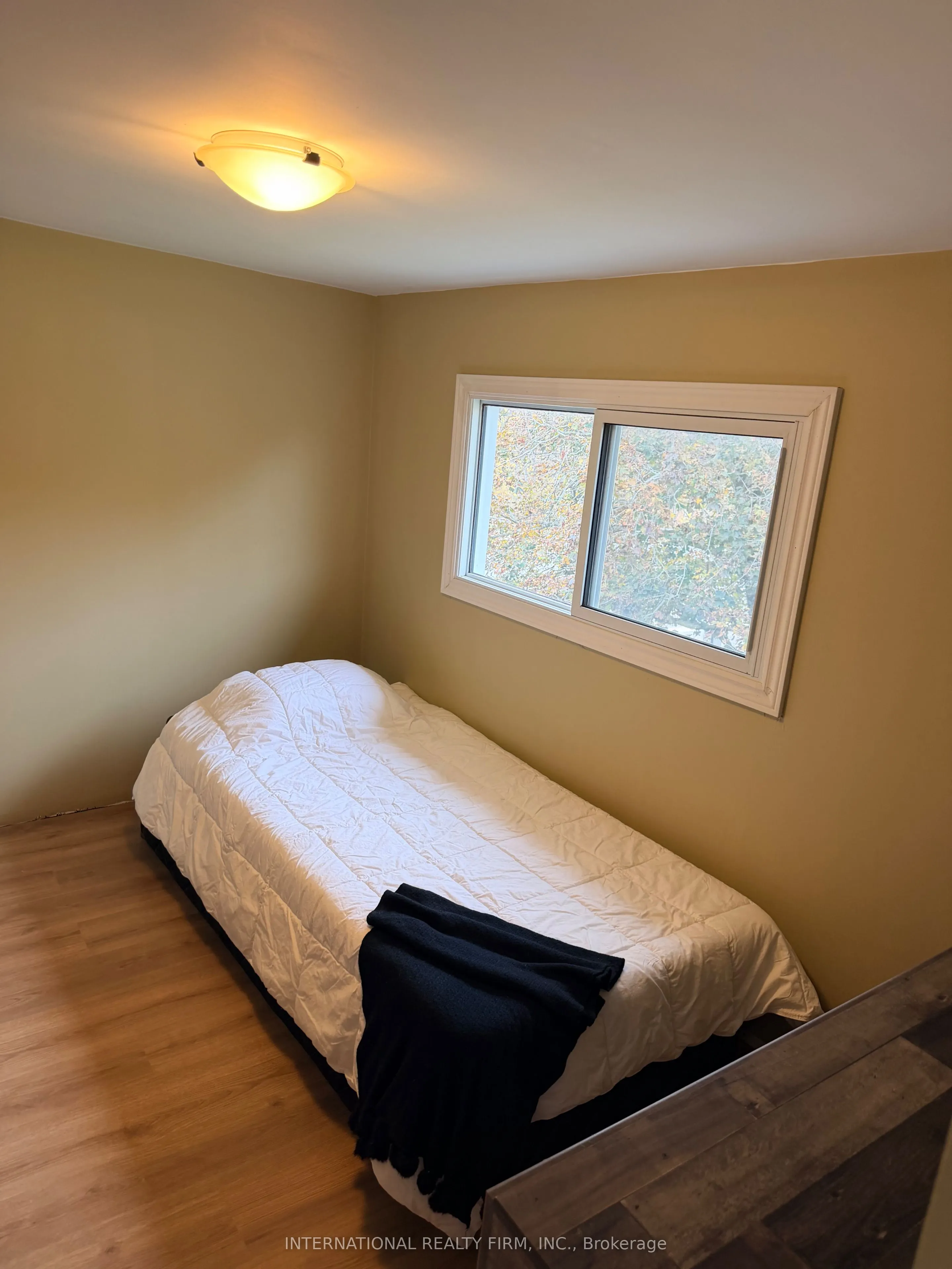 420 County Rd #35, R.R. #1 Road