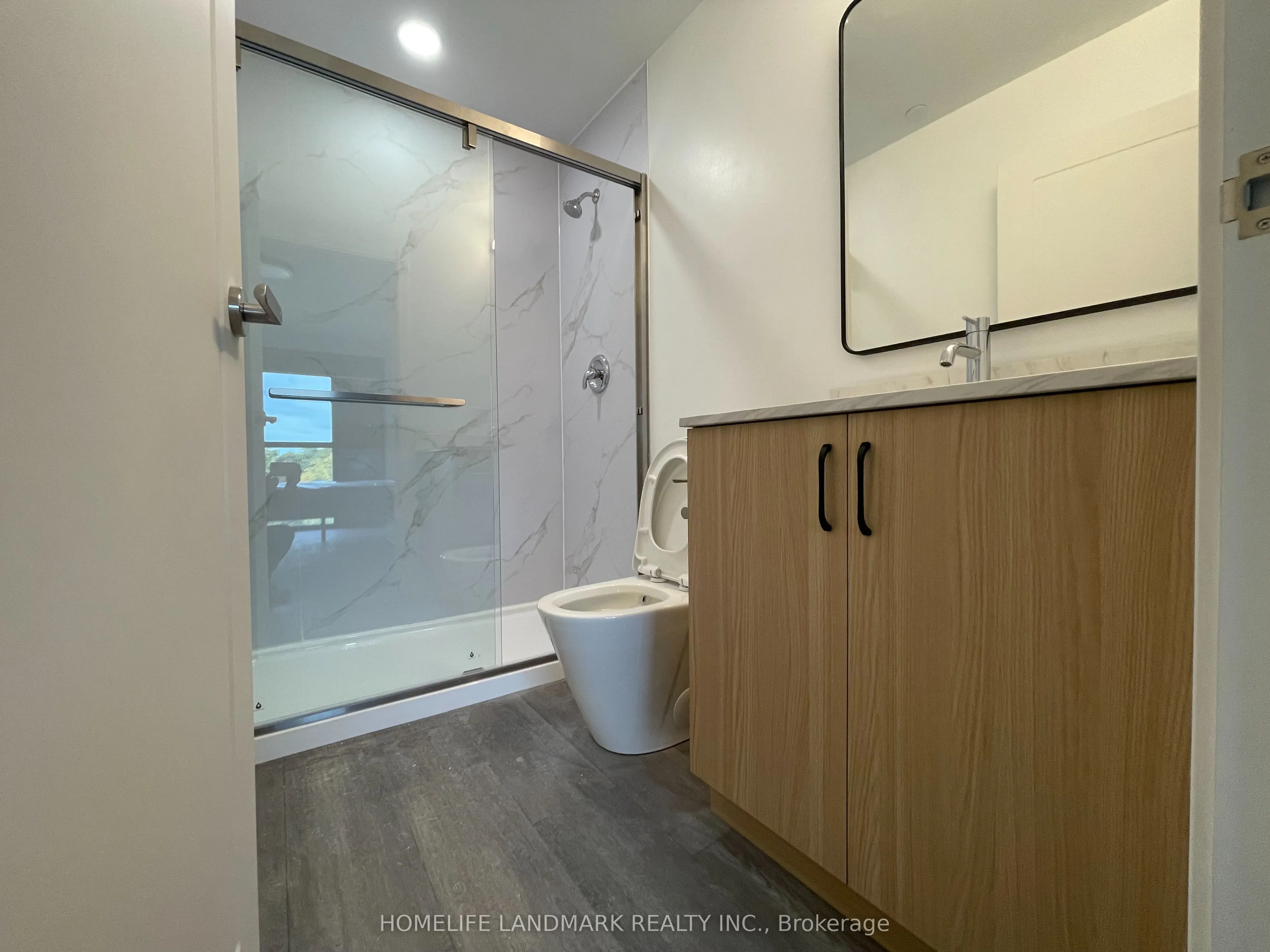 88 Hickory Street W #303