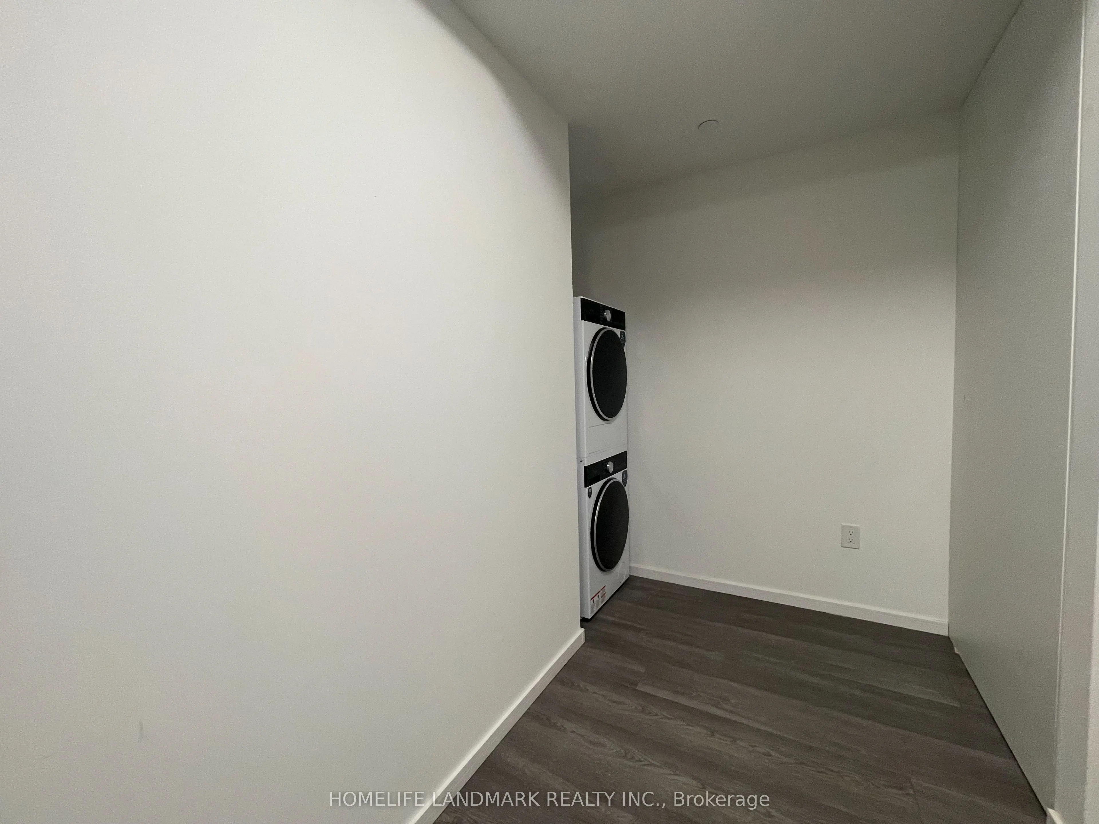 88 Hickory Street W #303