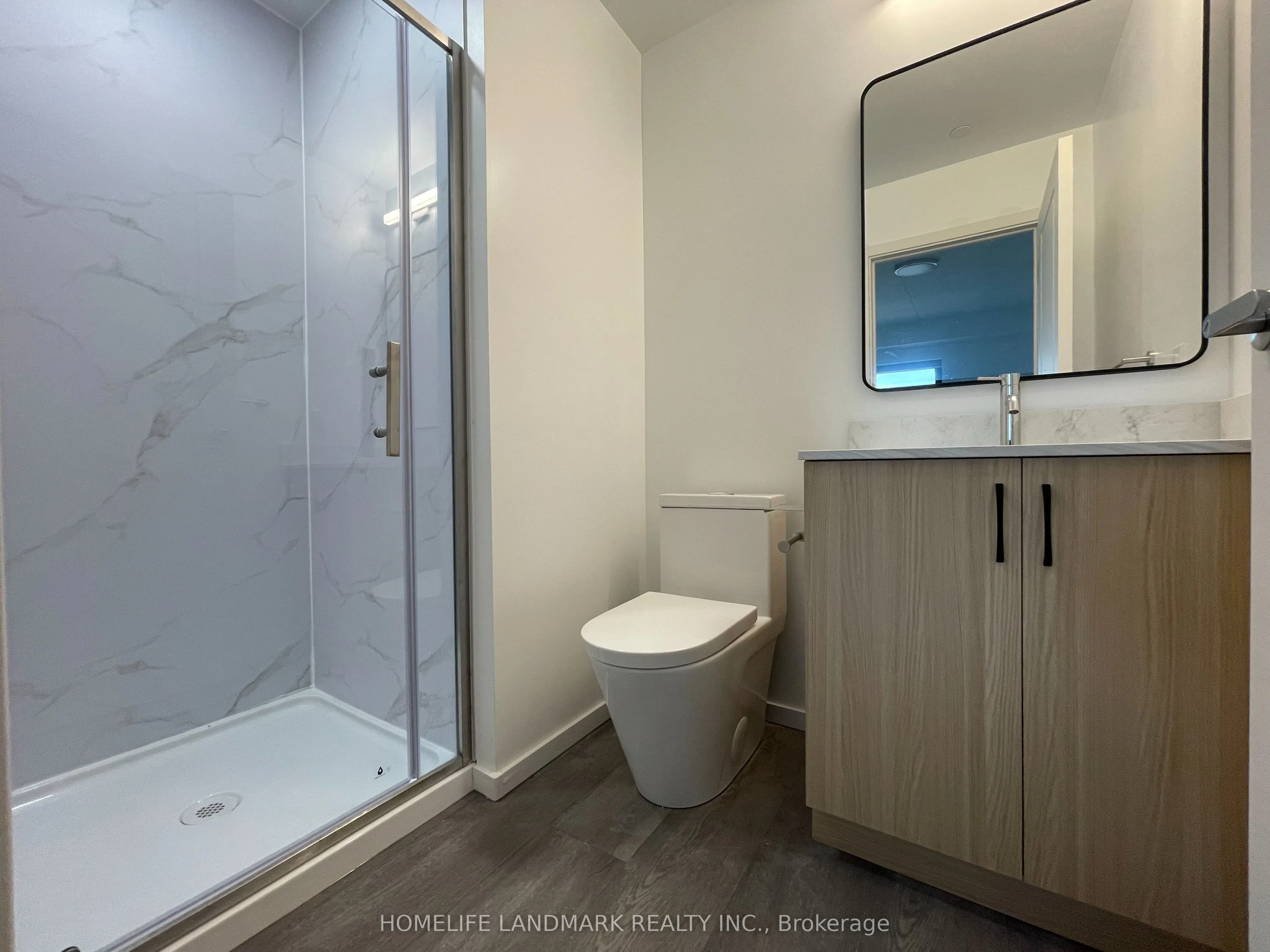 88 Hickory Street W #303