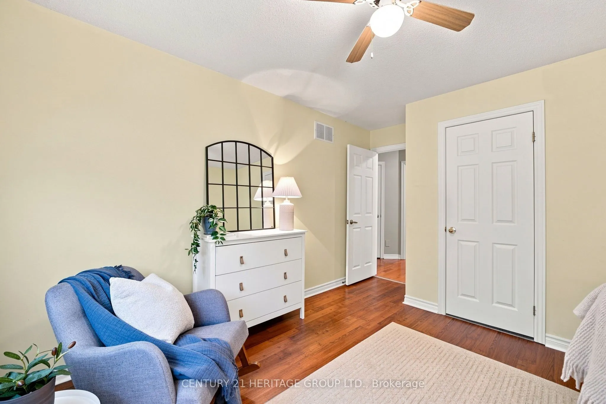 546 Jerseyville Road W