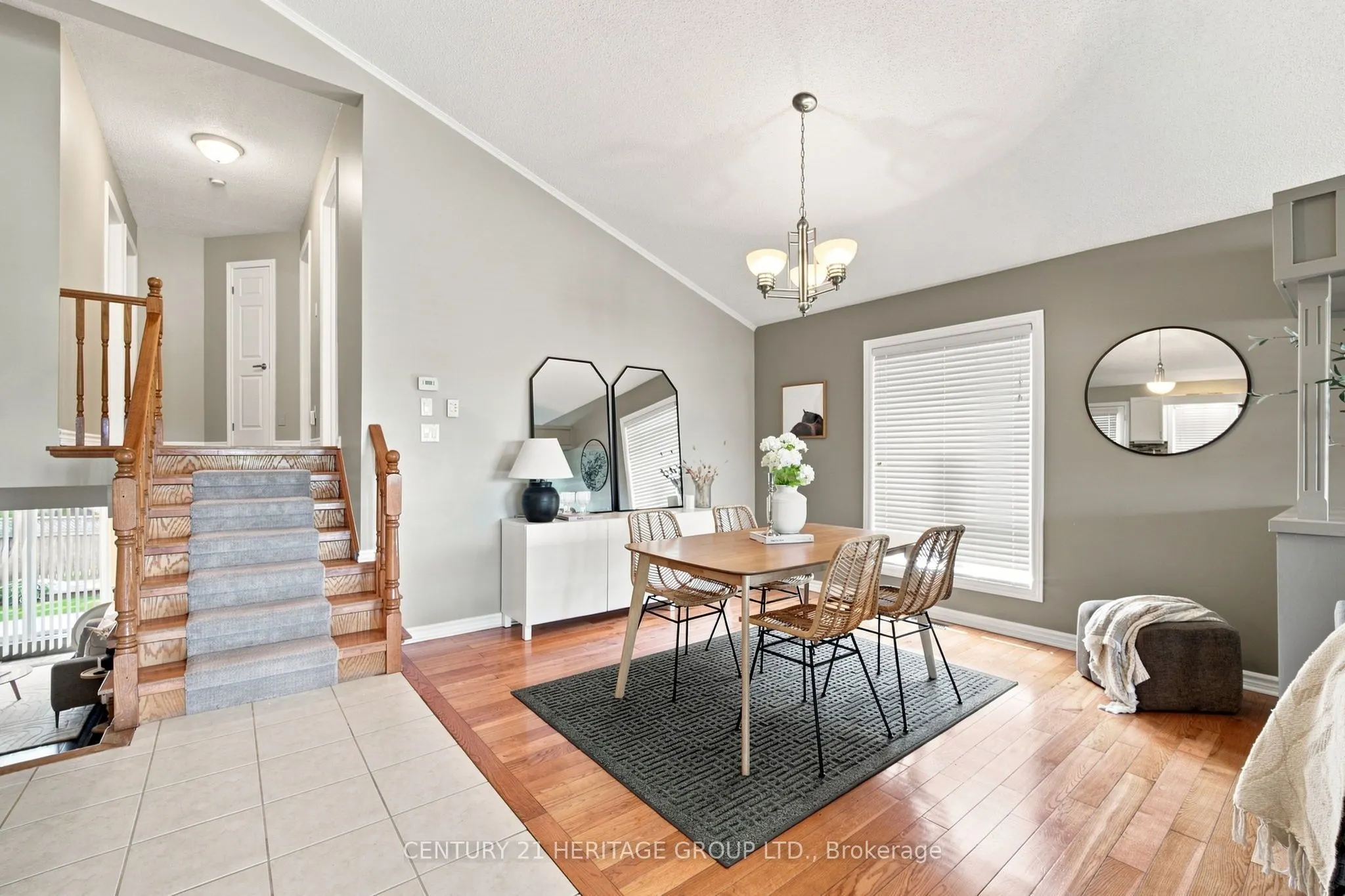 546 Jerseyville Road W