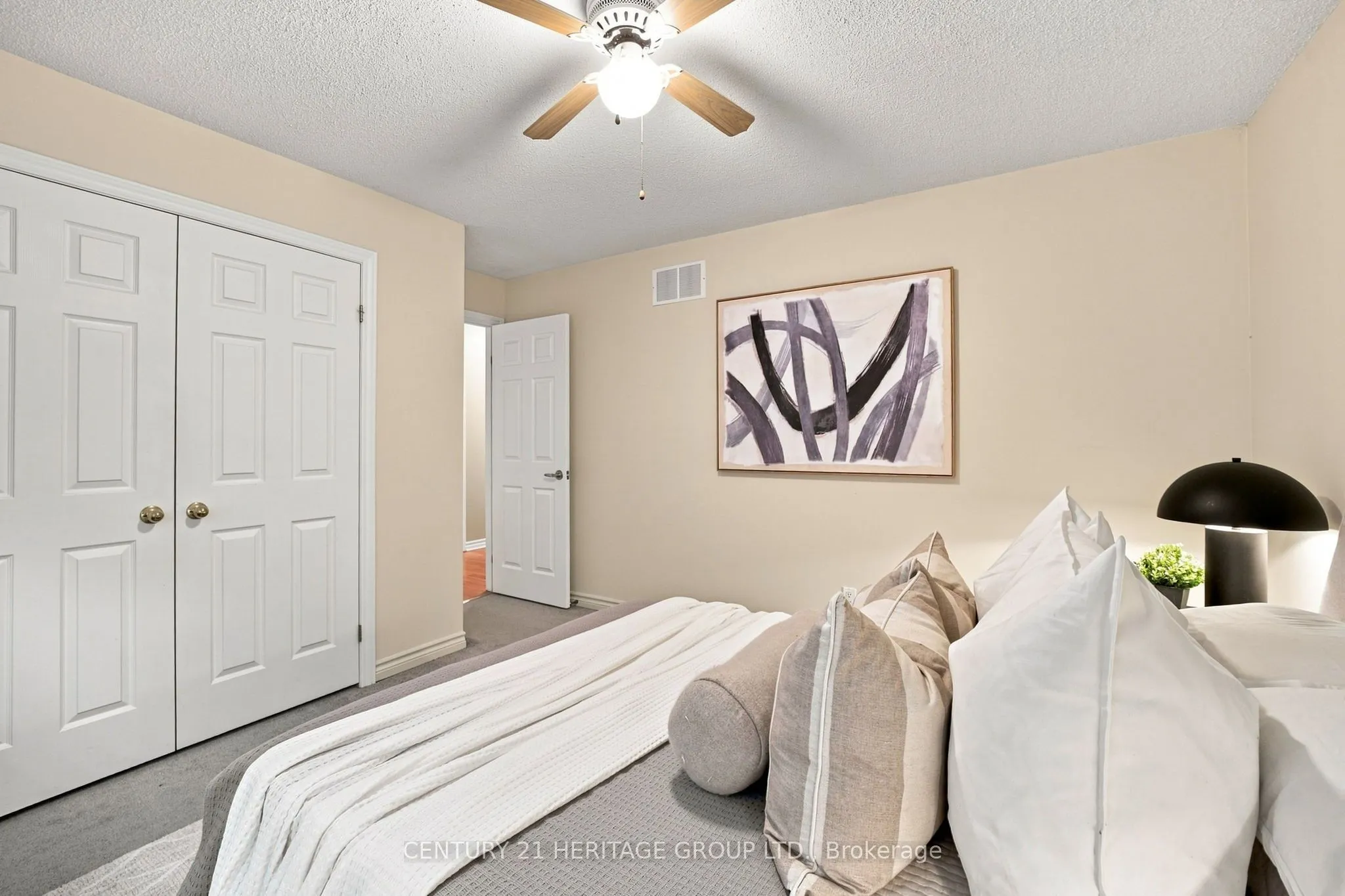 546 Jerseyville Road W