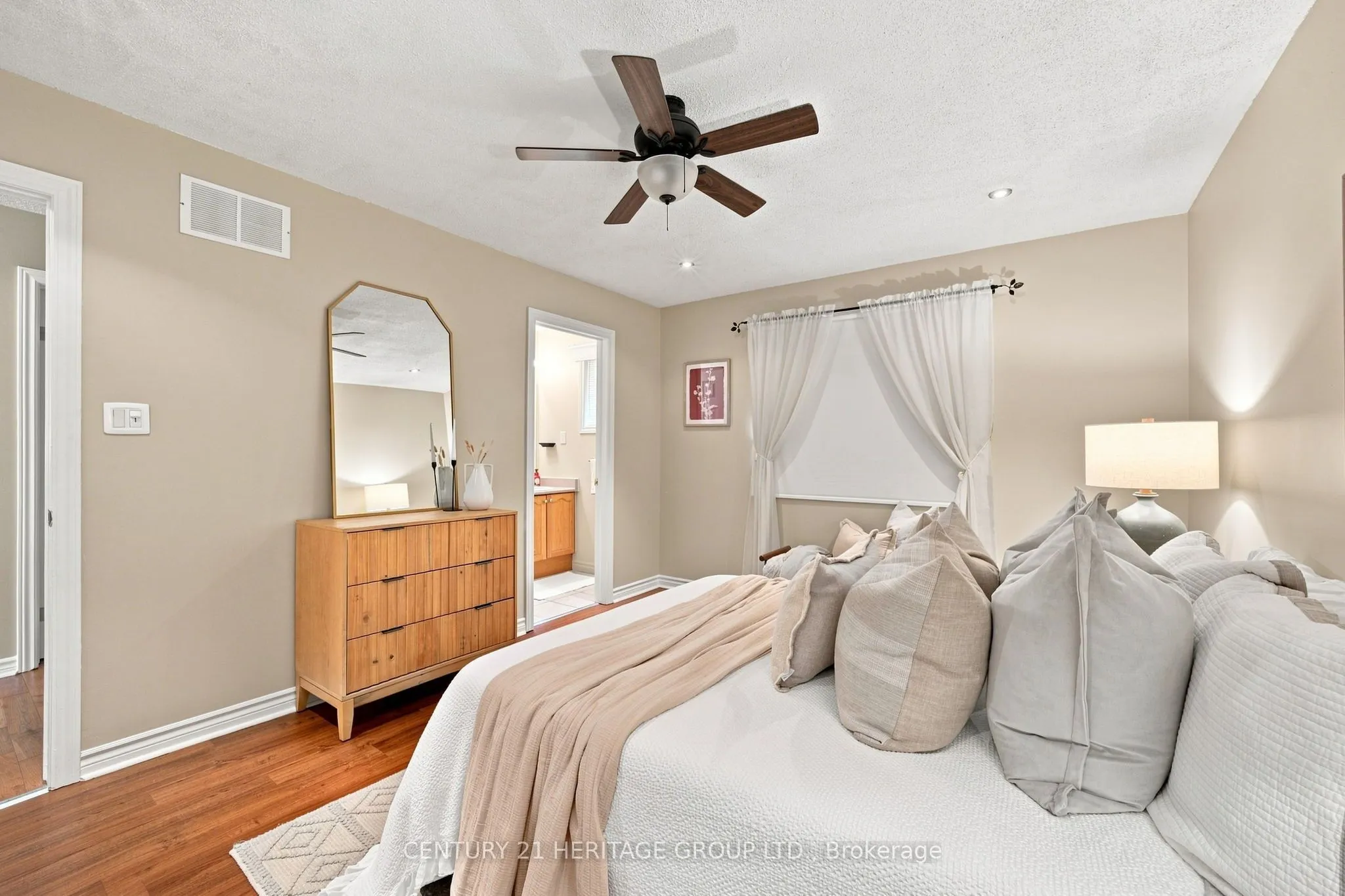 546 Jerseyville Road W