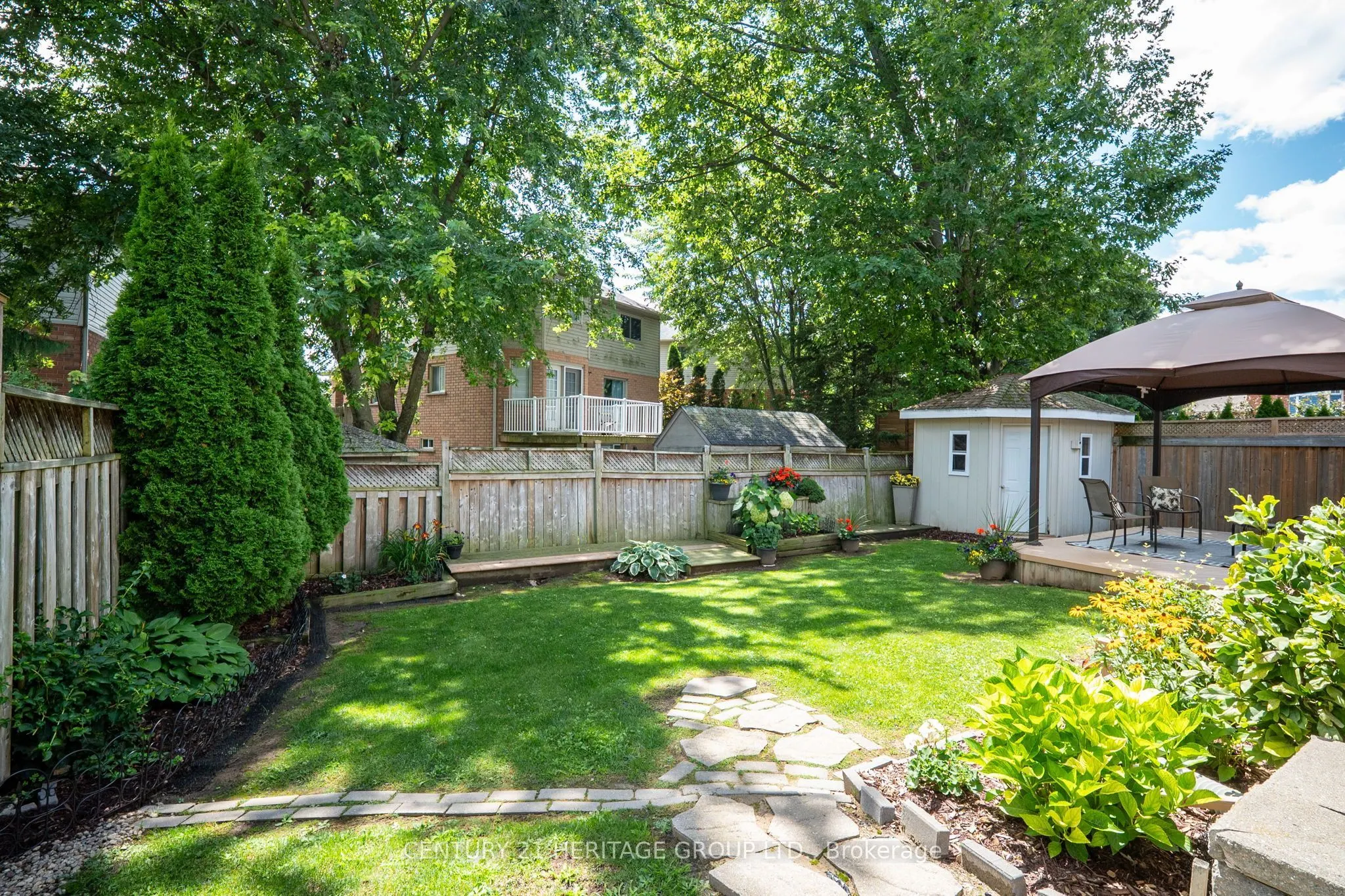 546 Jerseyville Road W