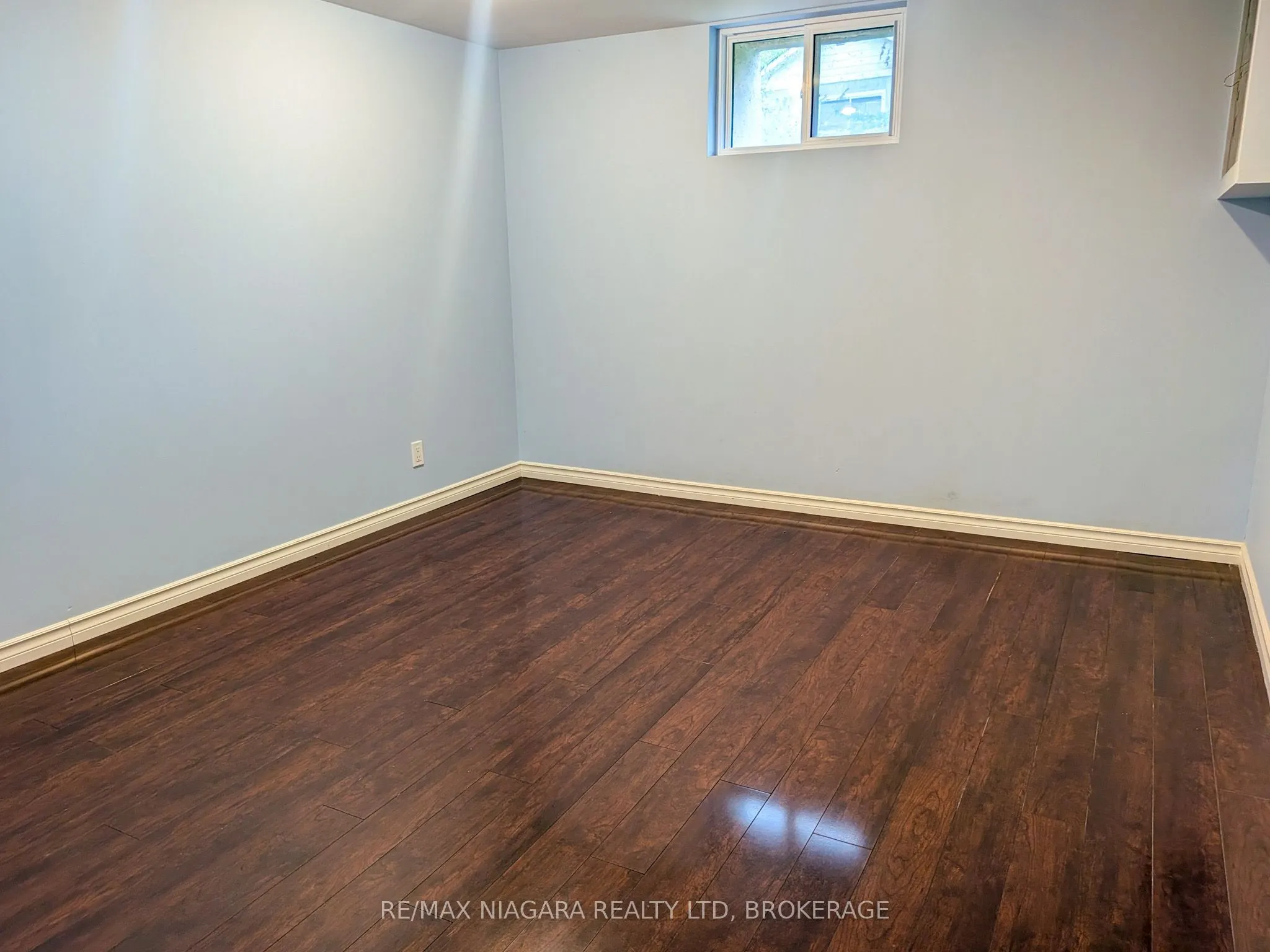6122 Mayfair Drive