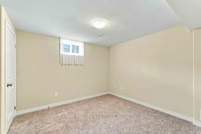 50 Shipview Court