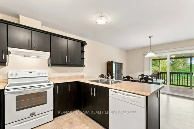 50 Shipview Court