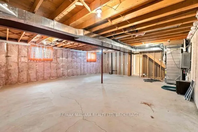 50 Shipview Court