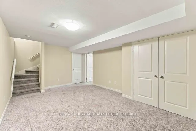 50 Shipview Court