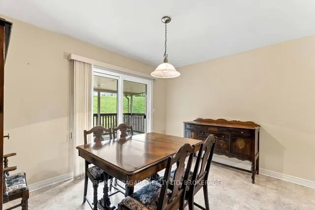 50 Shipview Court