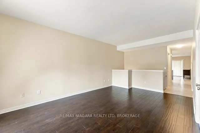 50 Shipview Court