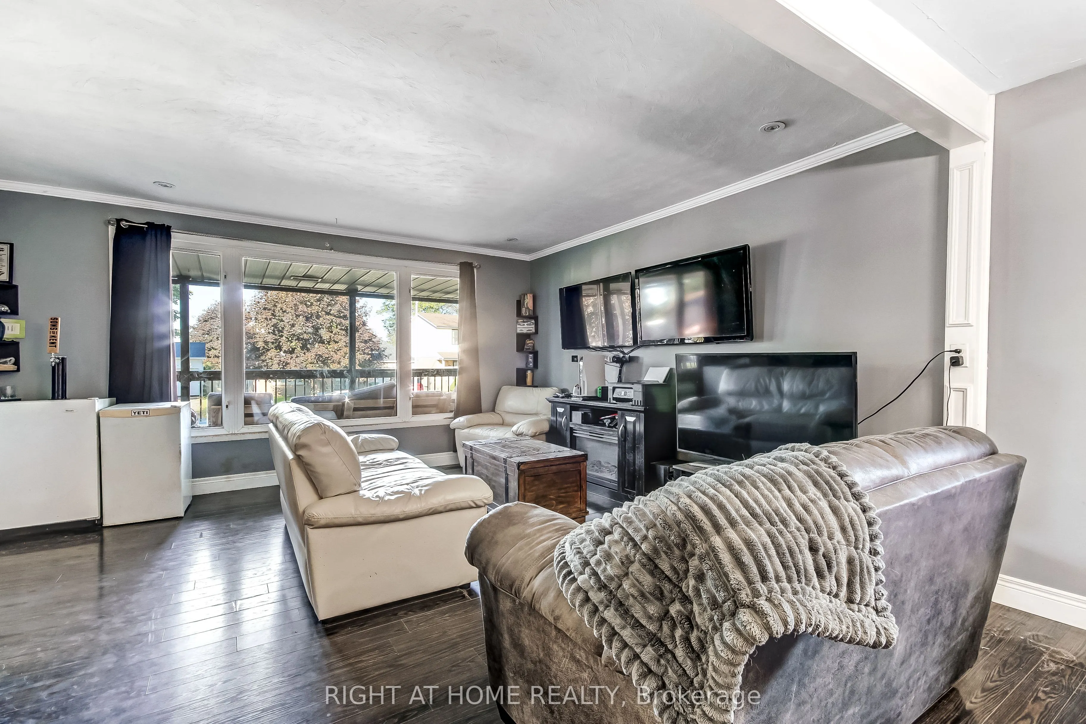 10 David Drive