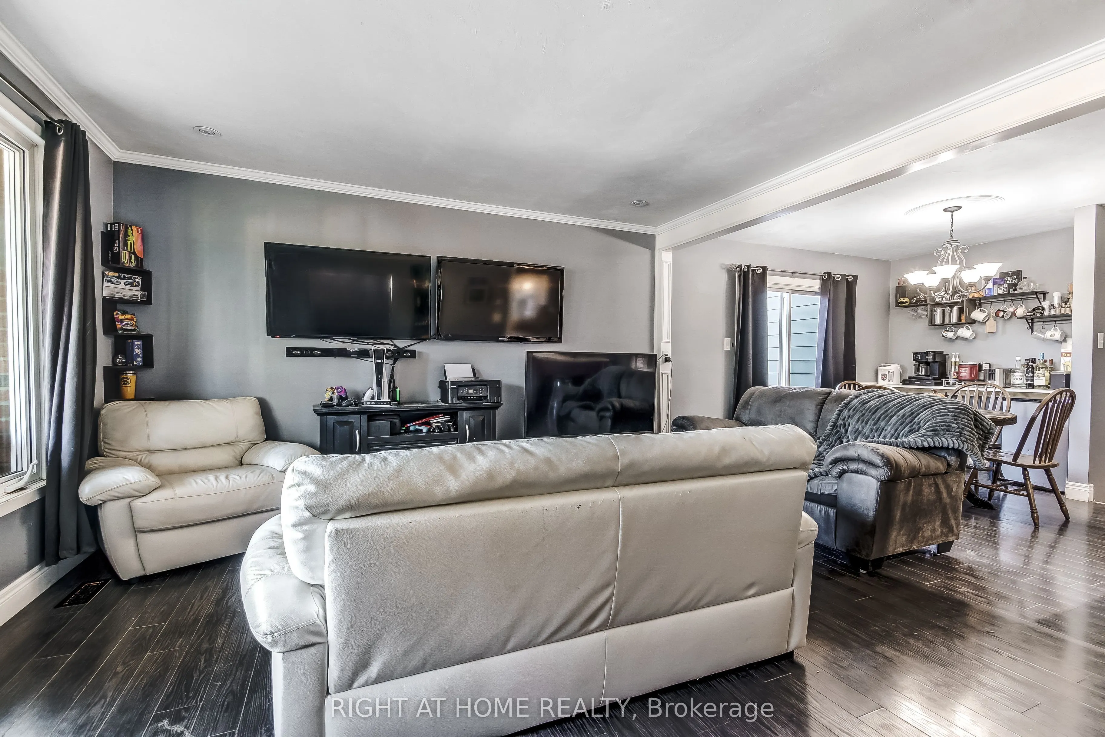 10 David Drive