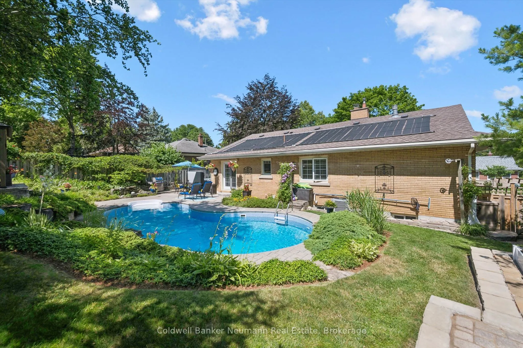 25 Bennett Avenue
