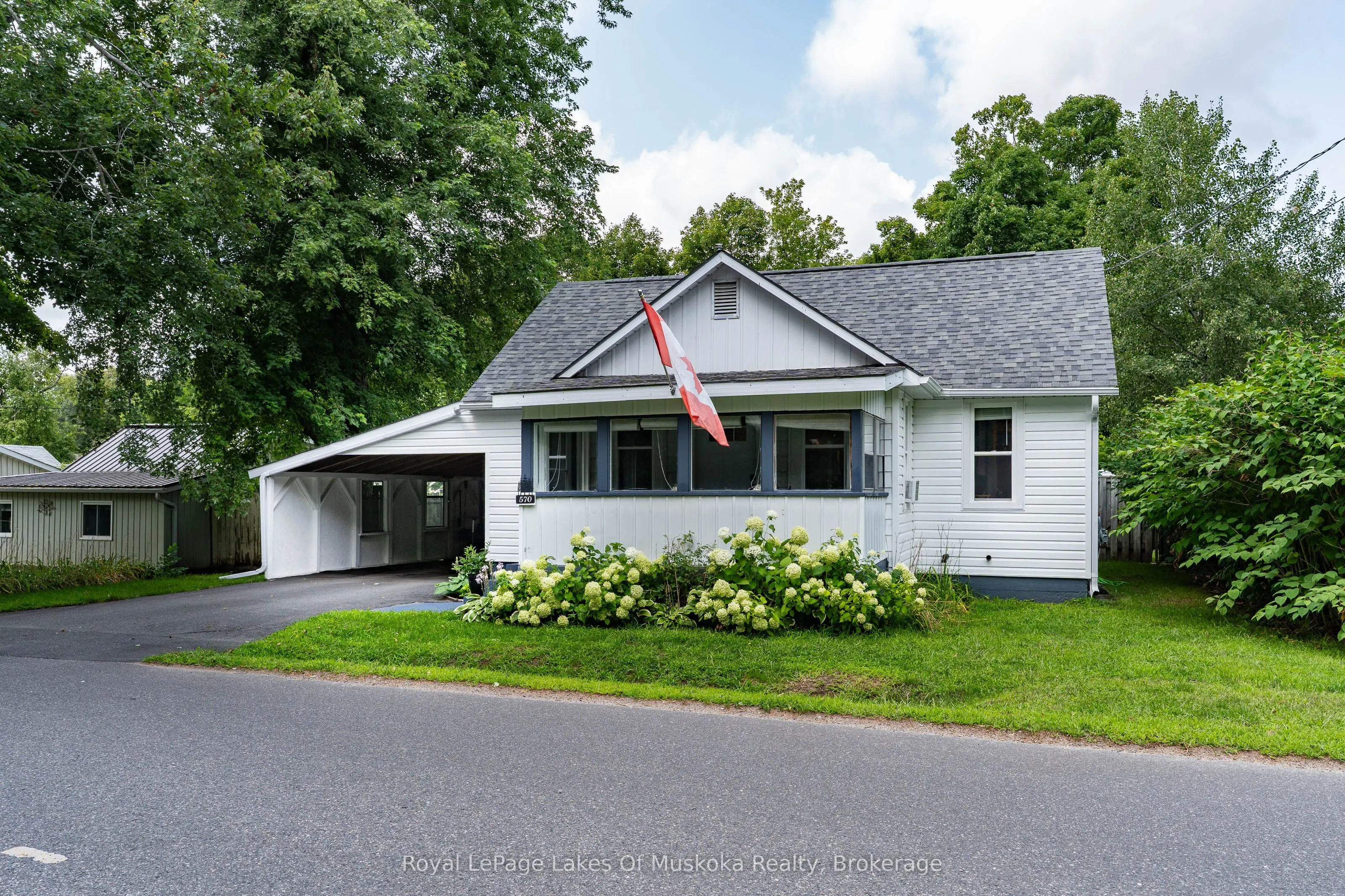 570 Pinedale Road