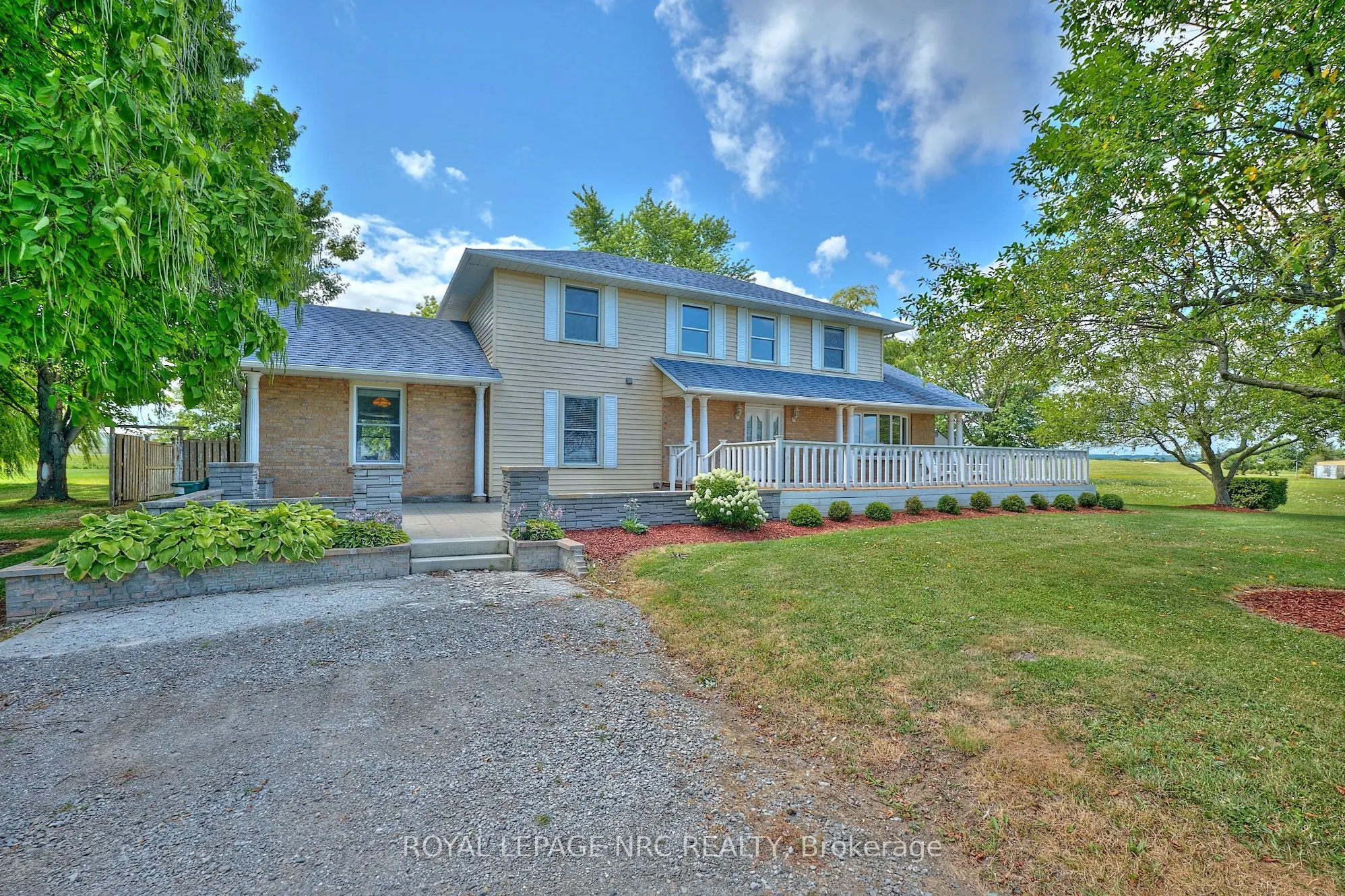 4040 Lakeshore Road
