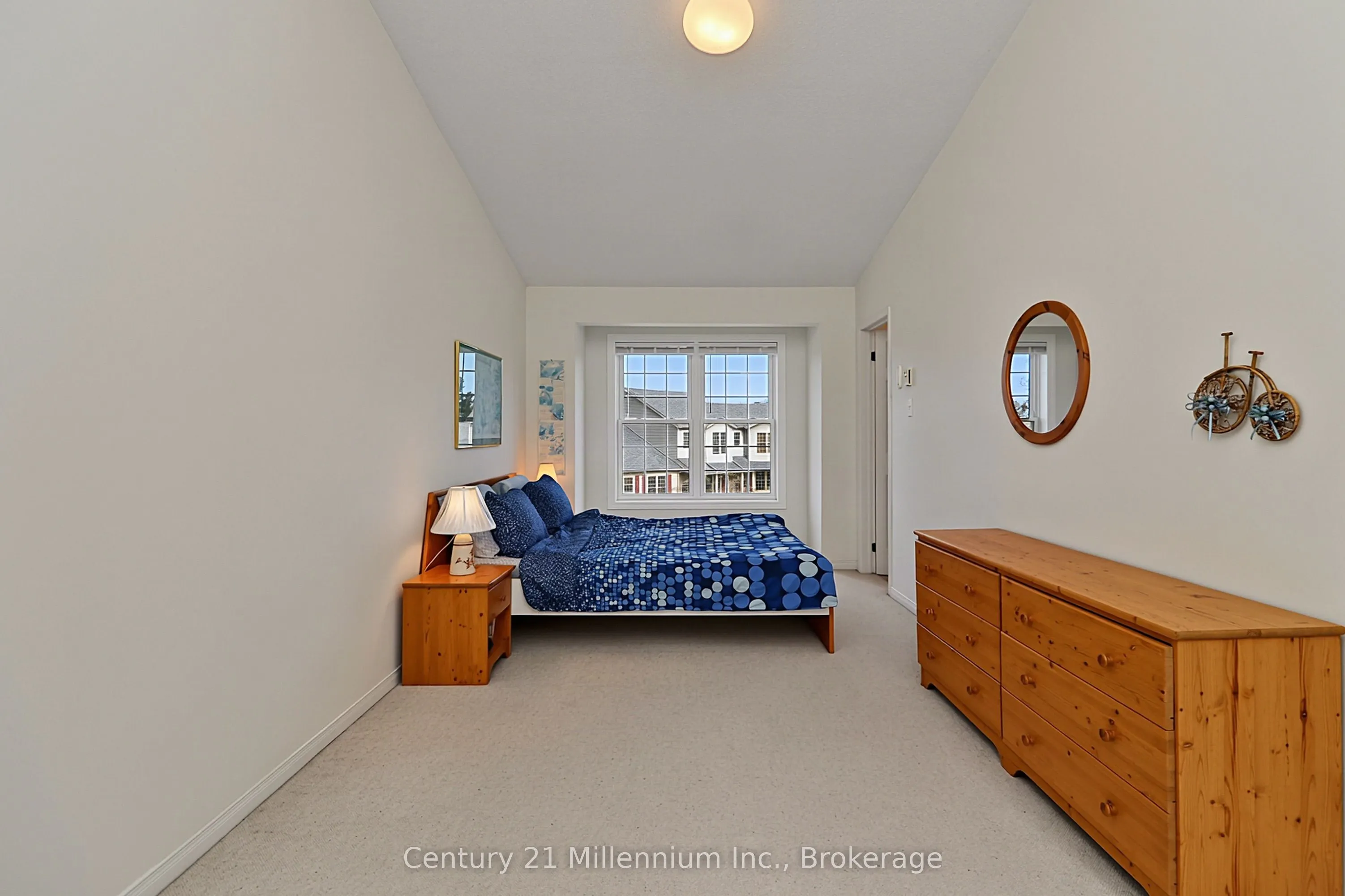 150 Victoria Street S #147