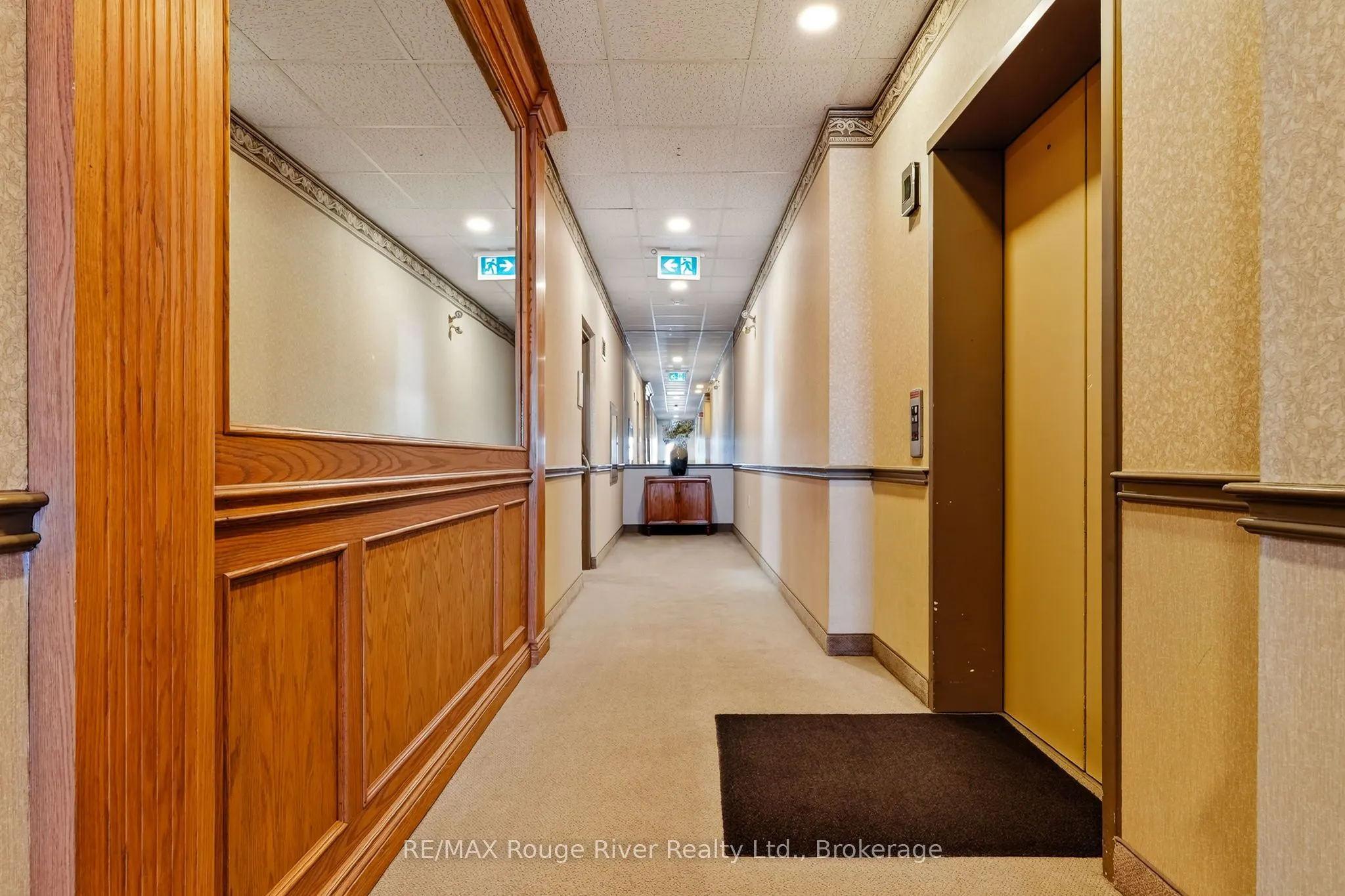 1 Queen Street #402
