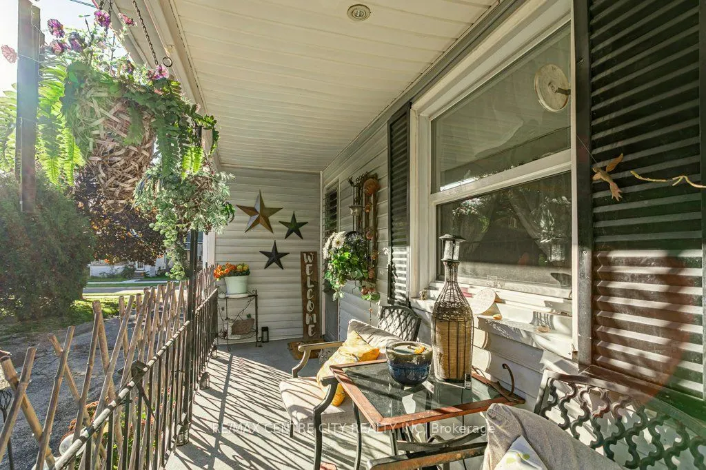 61 Alma Street