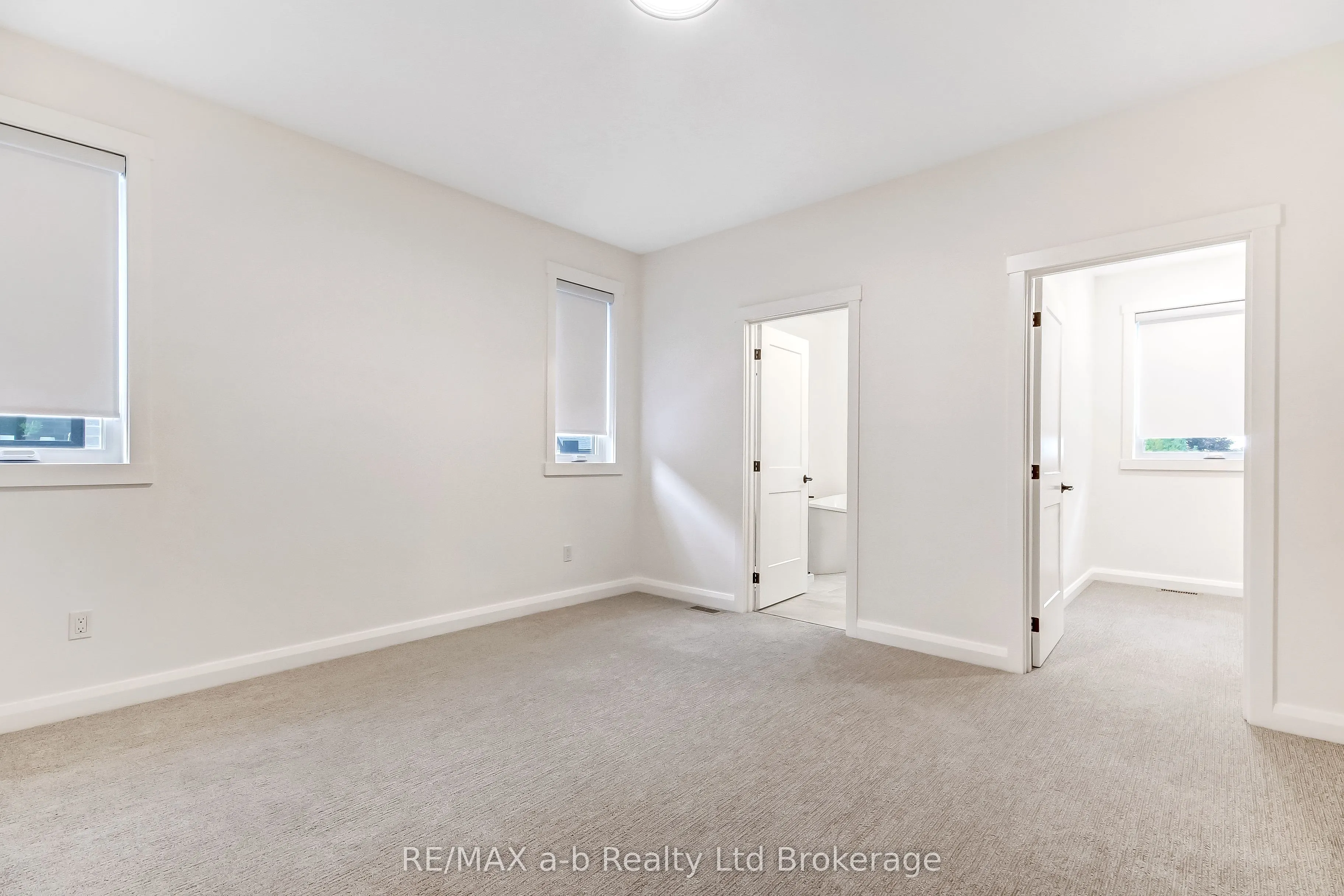 16 Cornwell Crescent