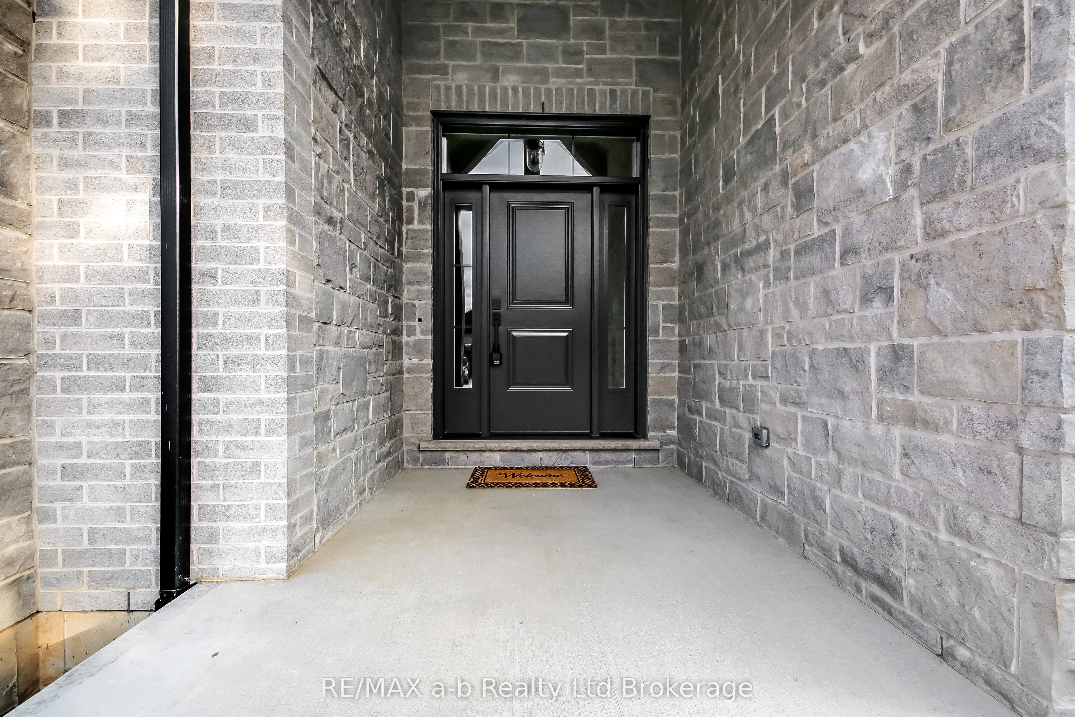 16 Cornwell Crescent